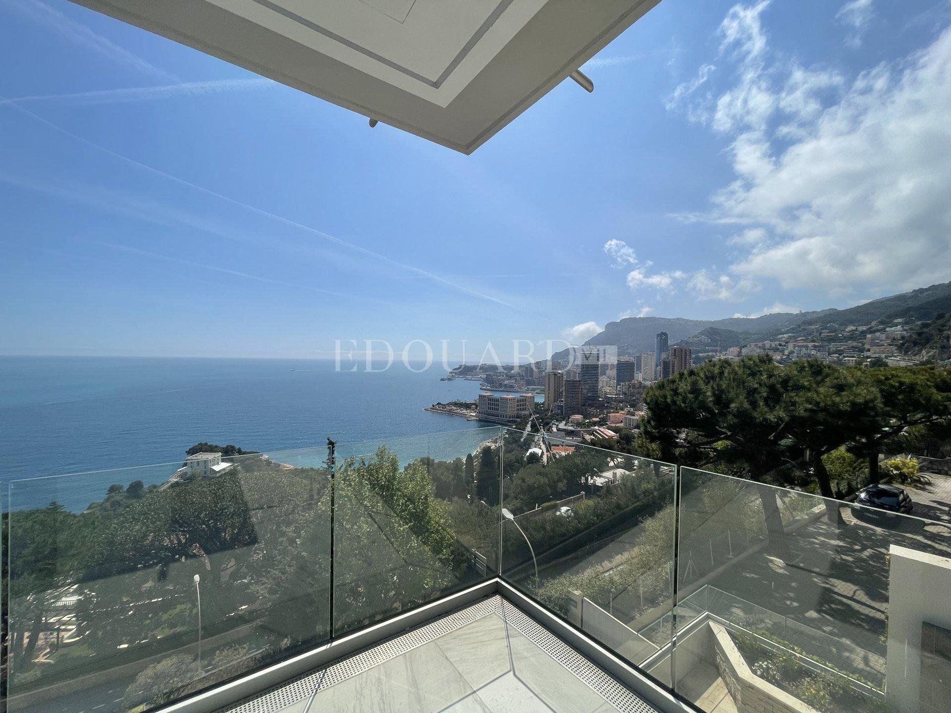 公寓 在 Roquebrune-Cap-Martin, Provence-Alpes-Côte d'Azur 10898804