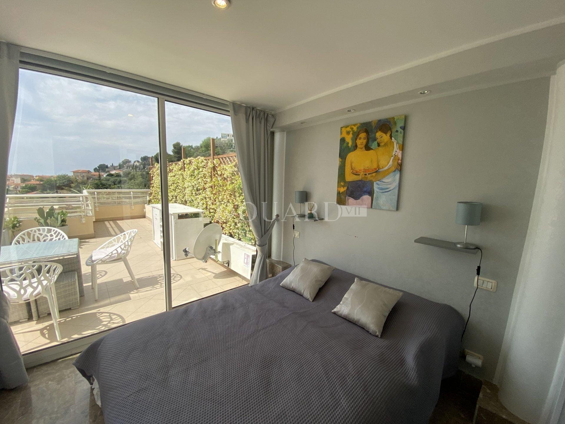 Condominium in Faussignana, Provence-Alpes-Cote d'Azur 10898807