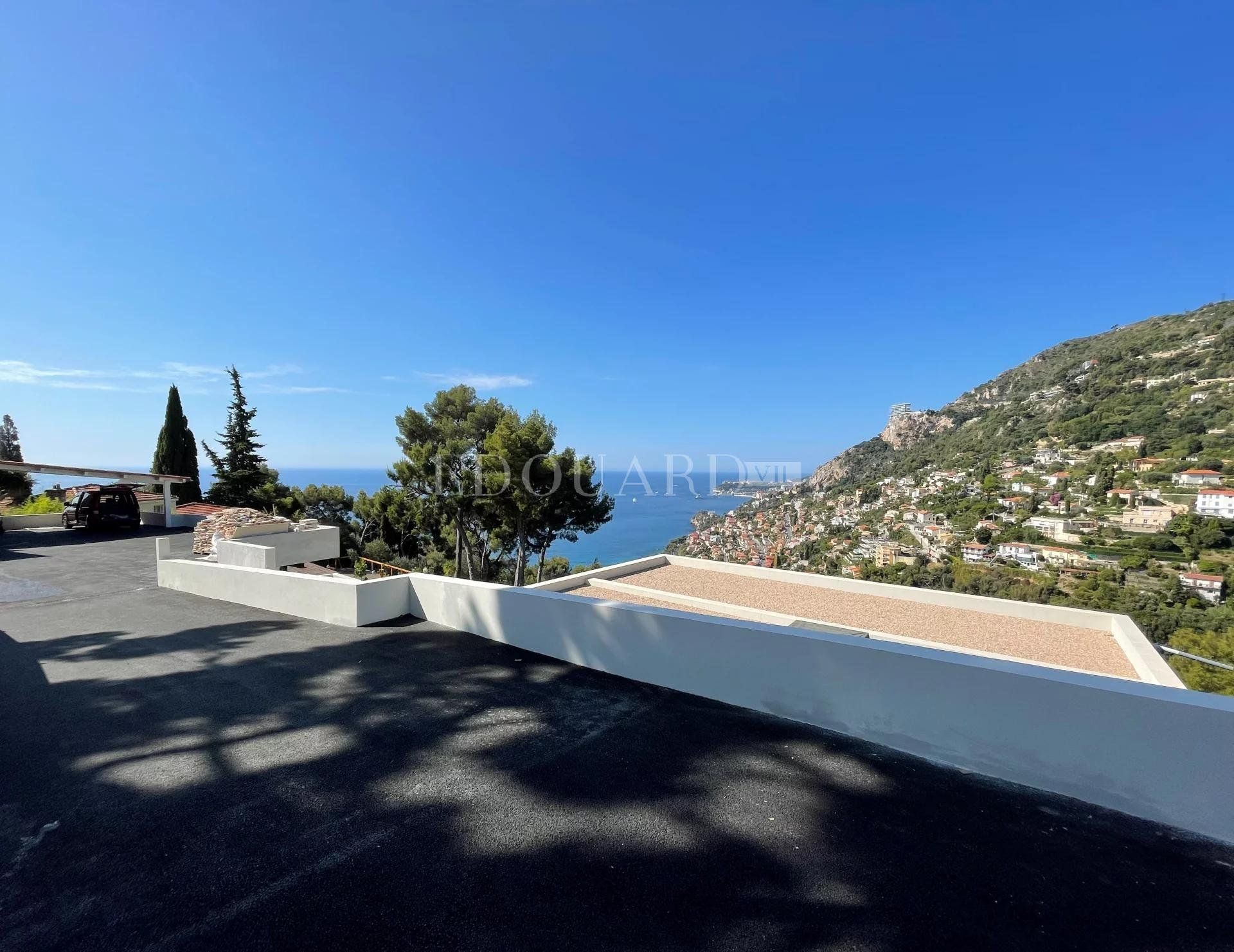 Huis in Roquebrune-Cap-Martin, Provence-Alpes-Côte d'Azur 10898811