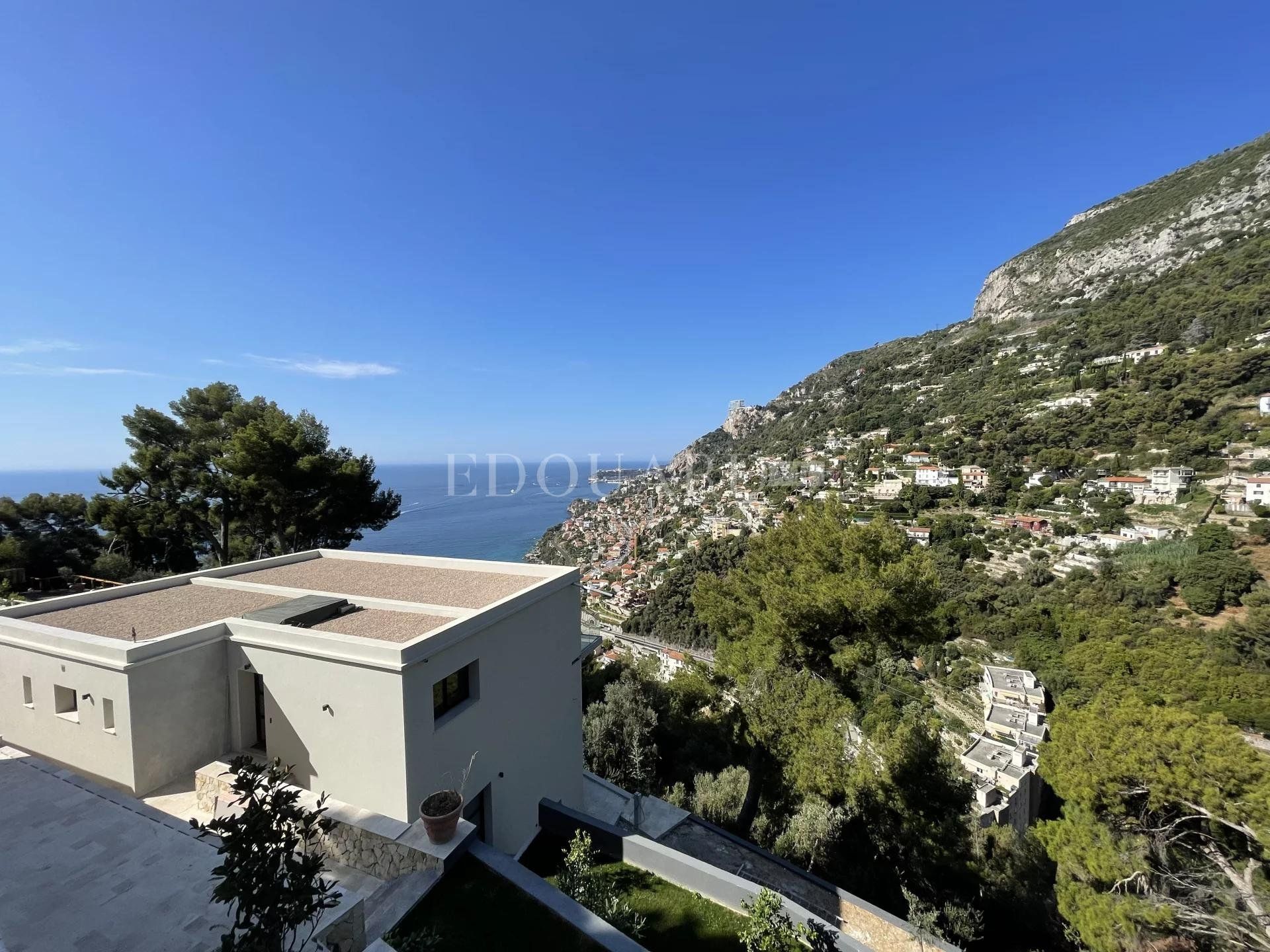 Huis in Roquebrune-Cap-Martin, Provence-Alpes-Côte d'Azur 10898811