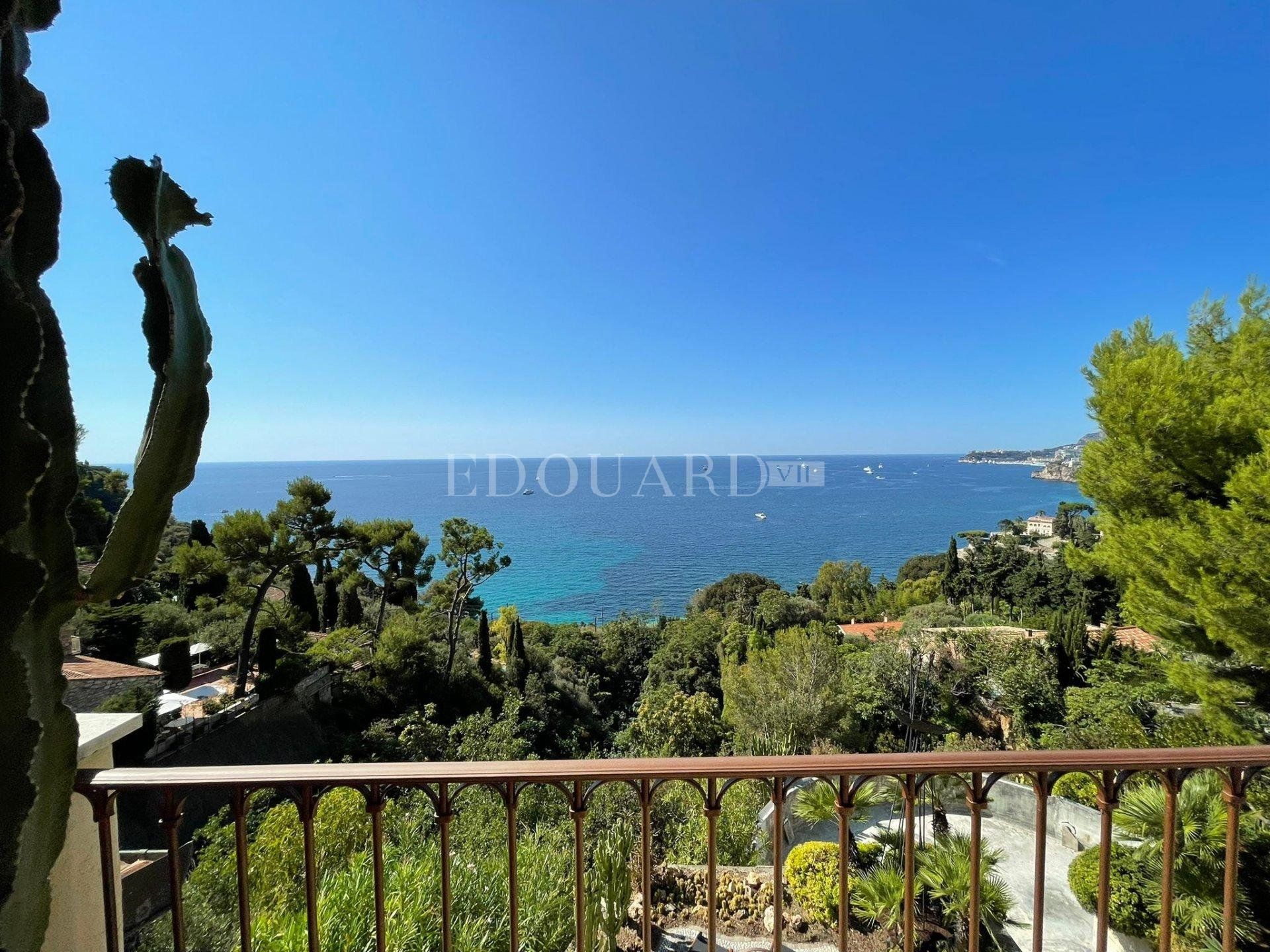 קוֹנדוֹמִינִיוֹן ב Roquebrune-Cap-Martin, Provence-Alpes-Côte d'Azur 10898814