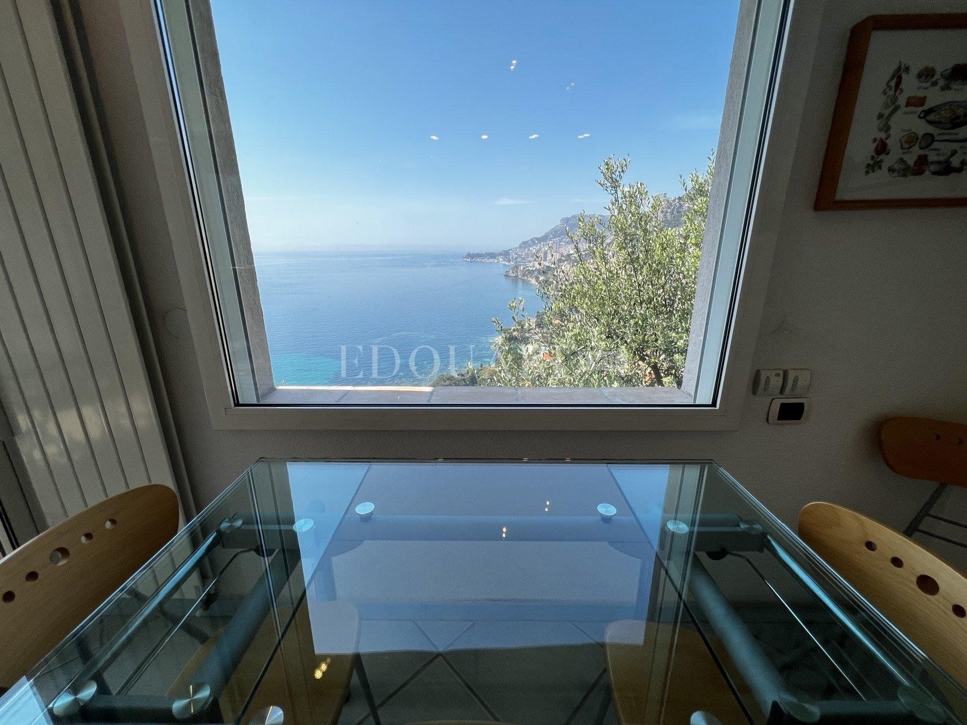 公寓 在 Roquebrune-Cap-Martin, Provence-Alpes-Côte d'Azur 10898817