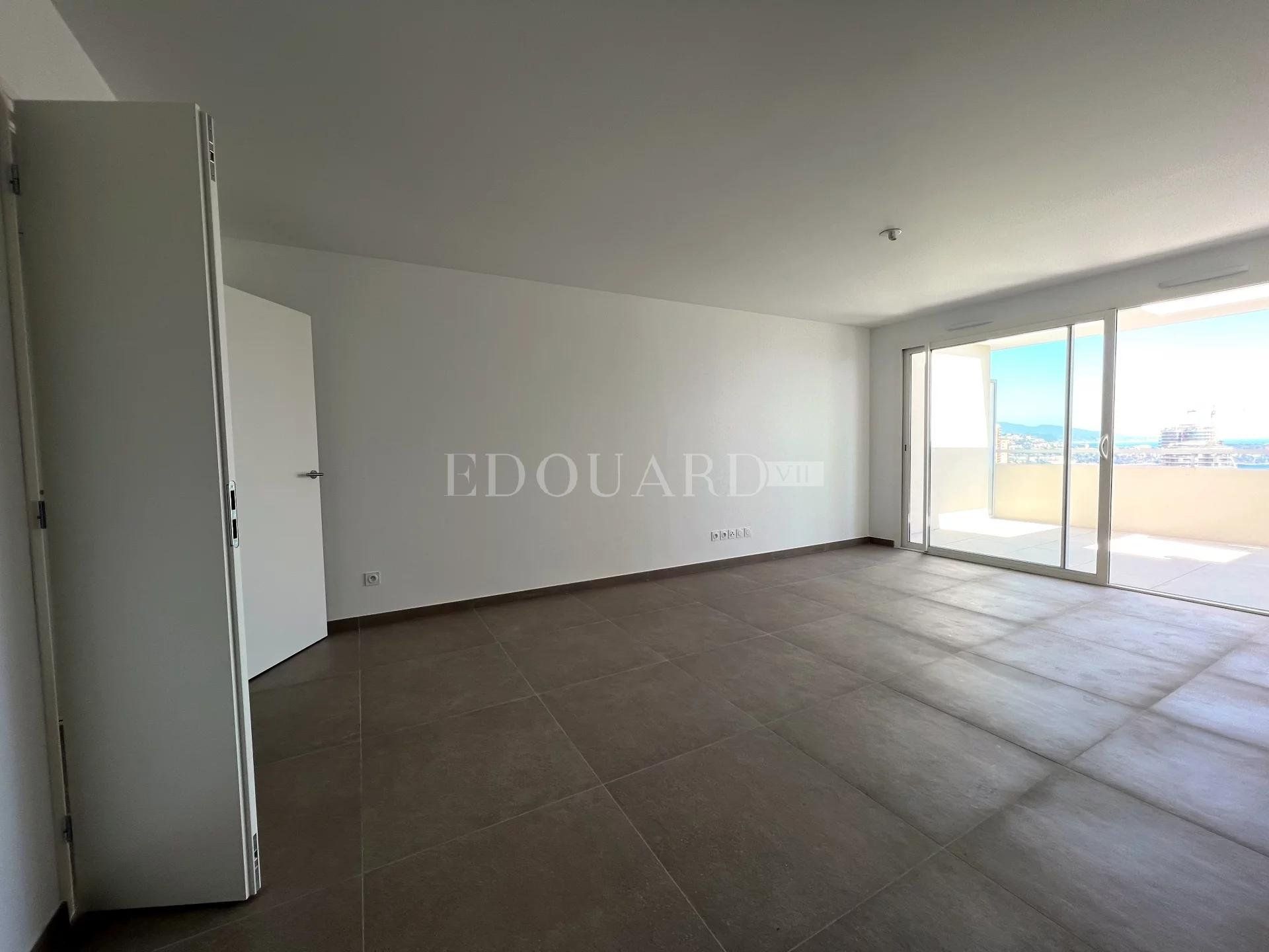 Condominium in Beausoleil, Provence-Alpes-Côte d'Azur 10898823