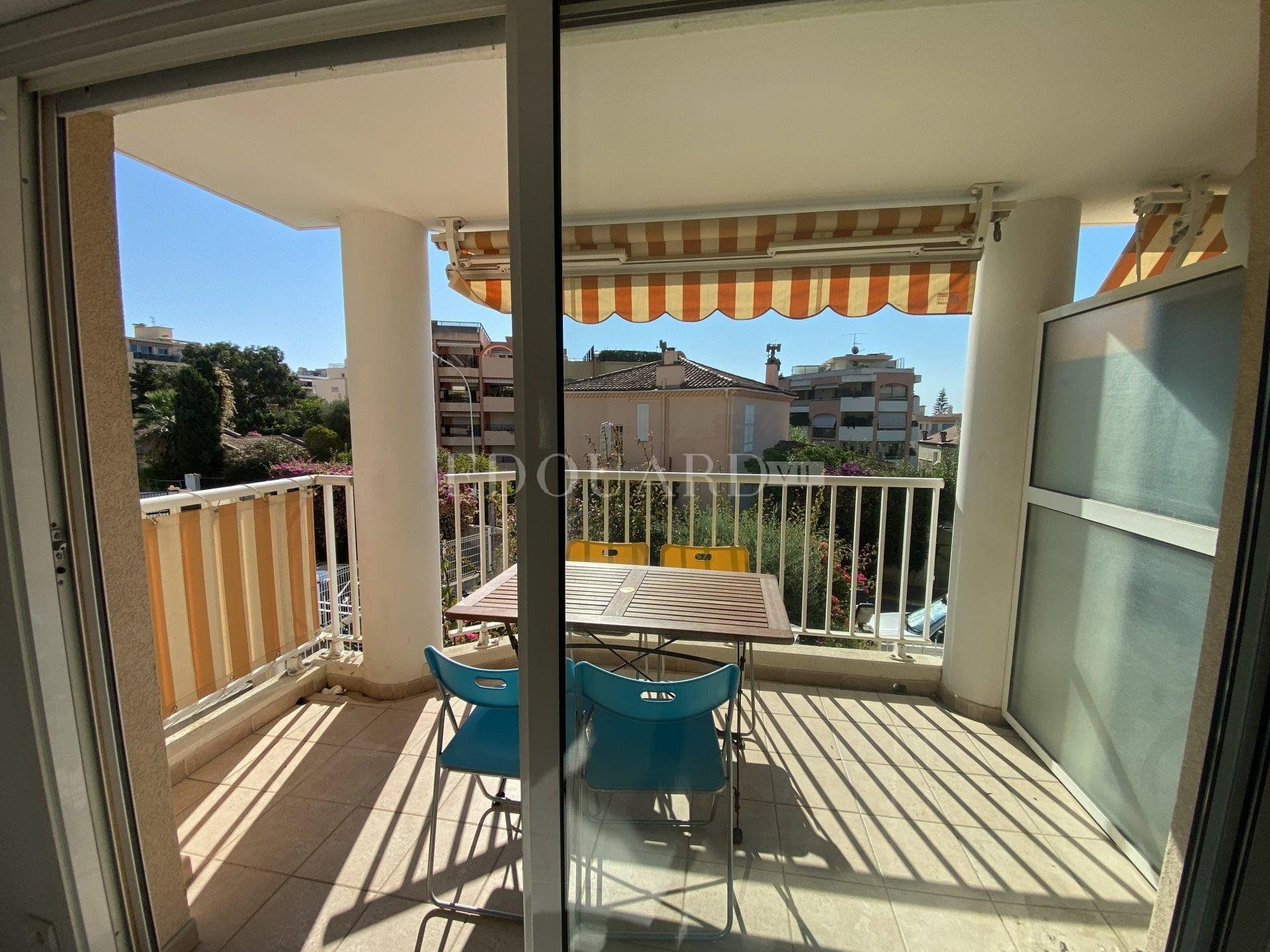 Ejerlejlighed i Roquebrune-Cap-Martin, Provence-Alpes-Côte d'Azur 10898842