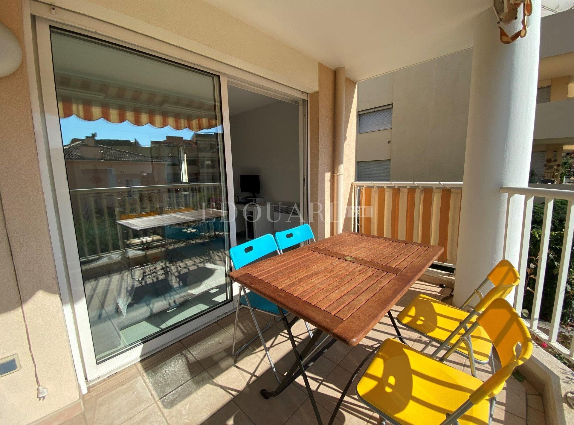 Ejerlejlighed i Roquebrune-Cap-Martin, Provence-Alpes-Côte d'Azur 10898842