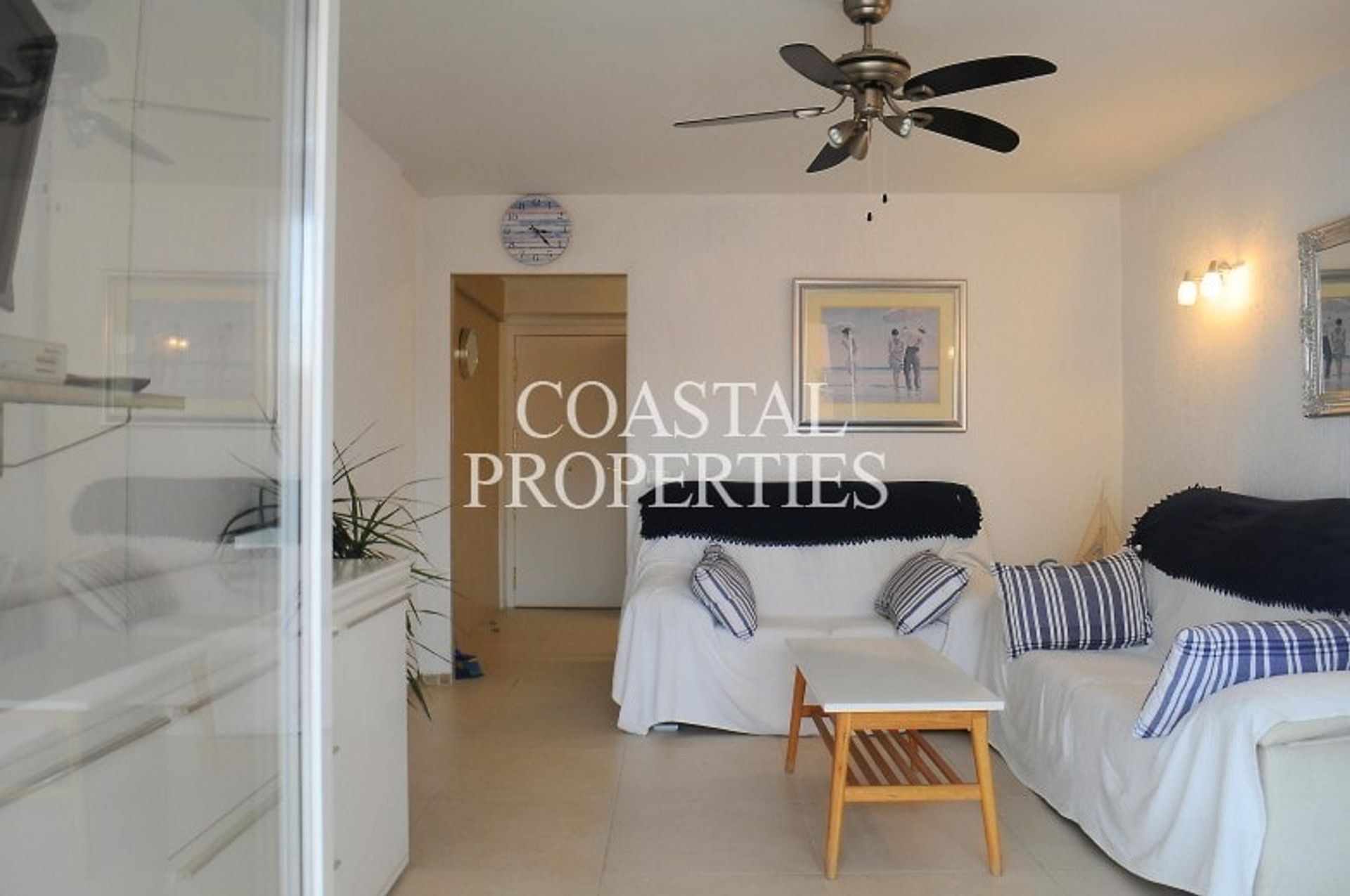 Condominium dans Calviá, les Îles Baléares 10898861