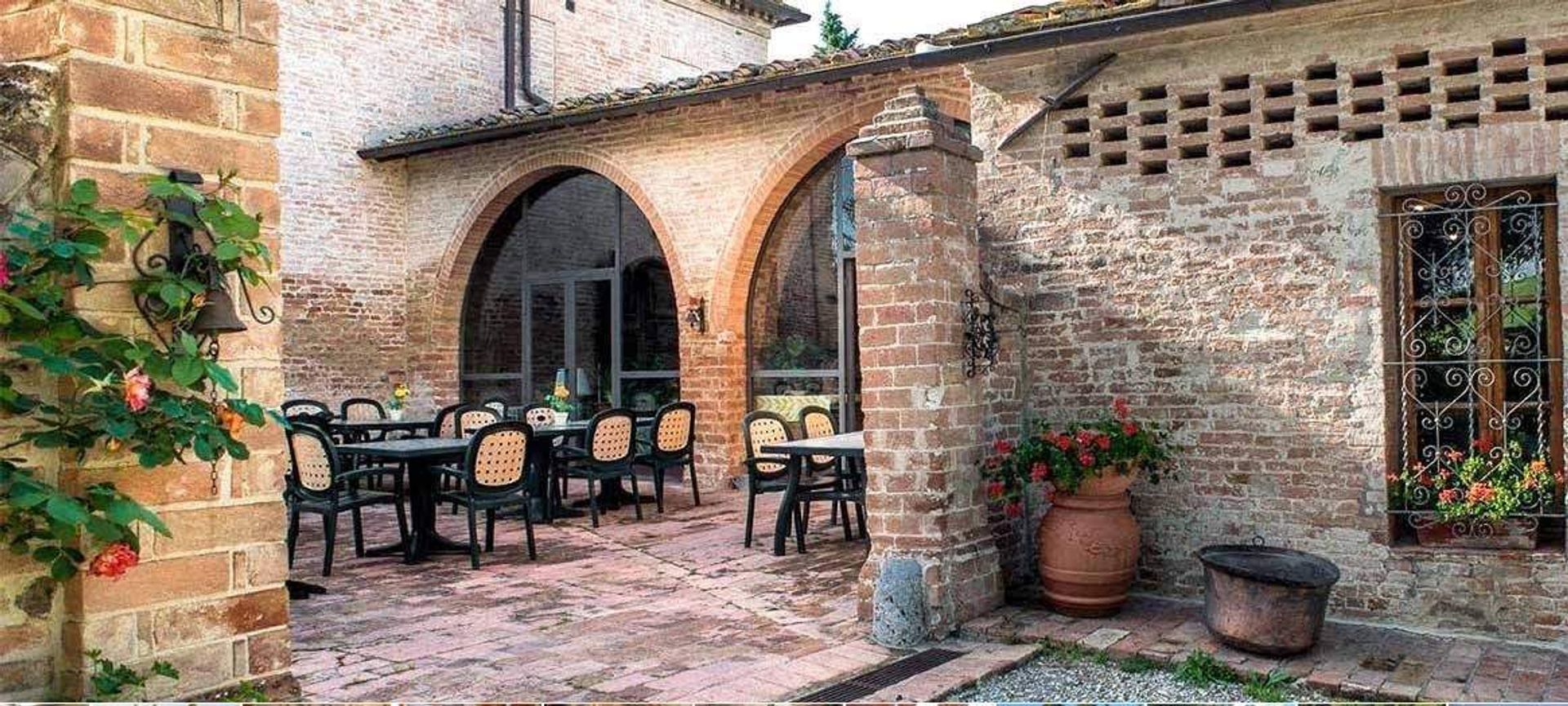 بيت في Monteroni d'Arbia, Toscana 10899134