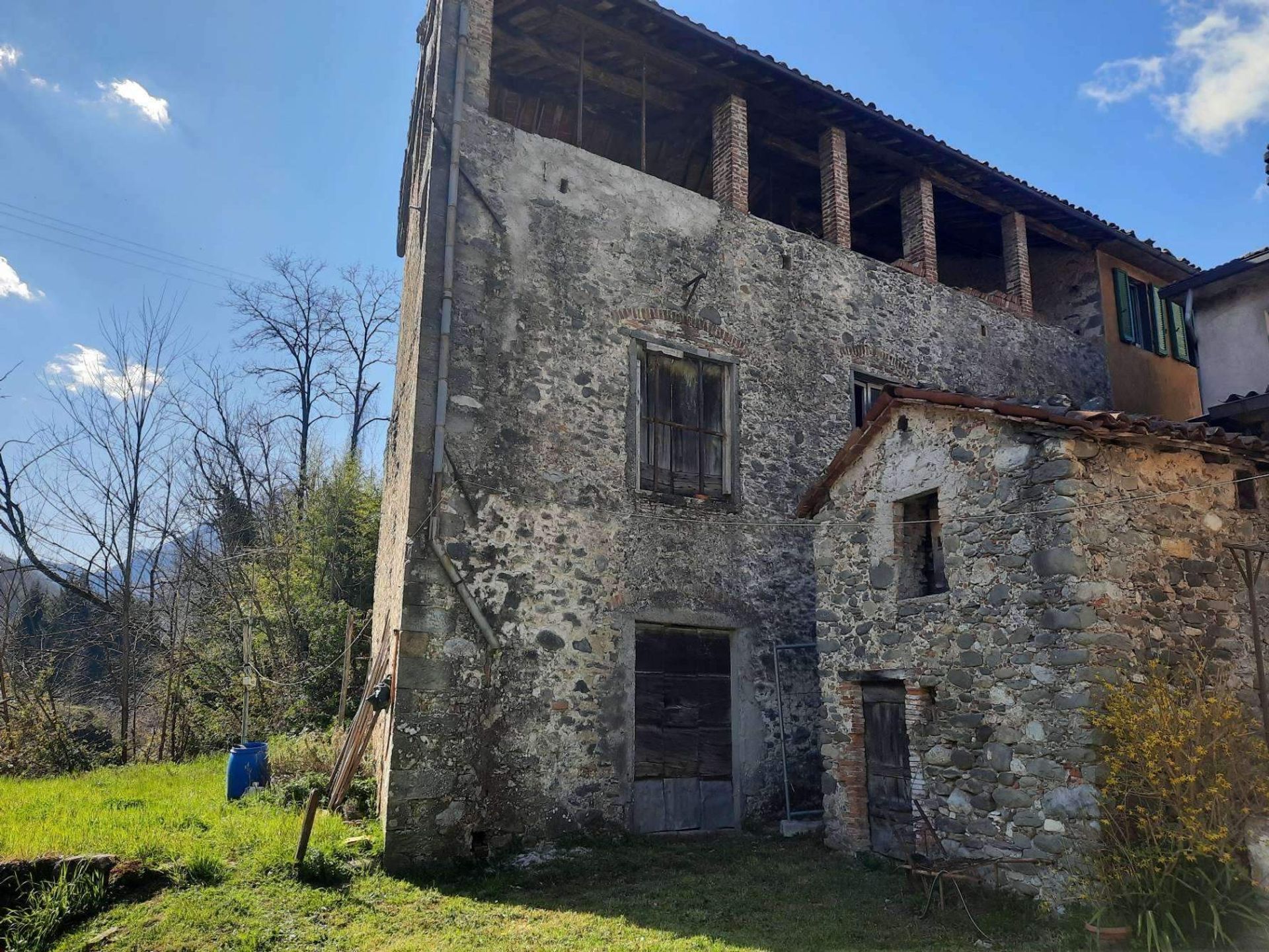 Кондоминиум в Gallicano, Toscana 10899197