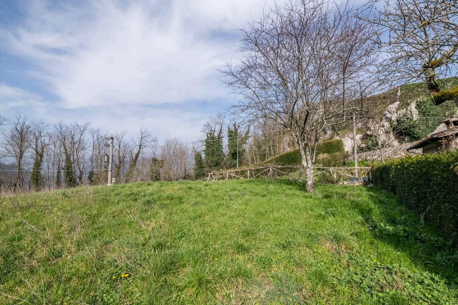 Rumah di Borgo a Mozzano, Toscana 10899253