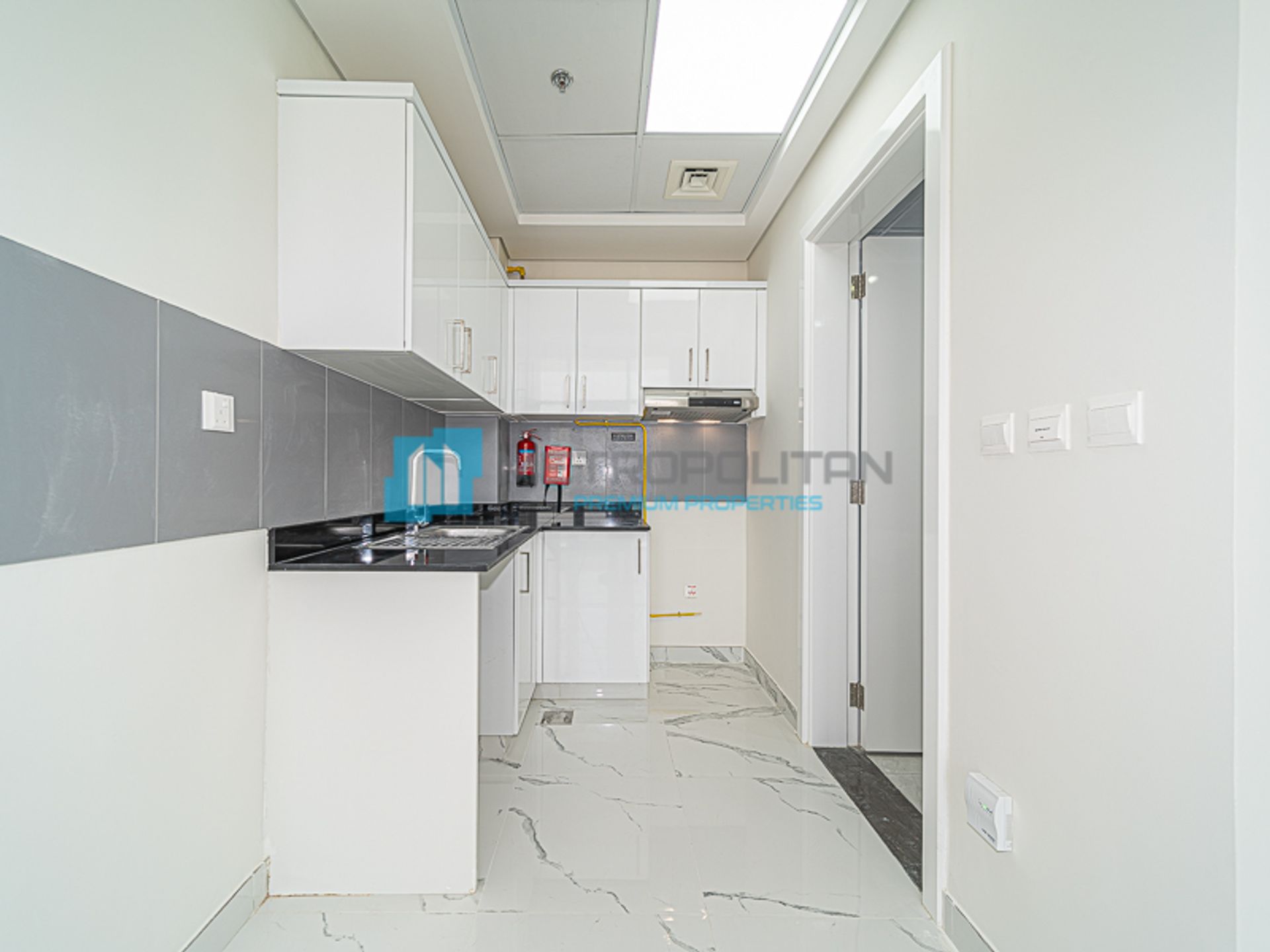 Condominium dans Warisan, Dubaï 10900169