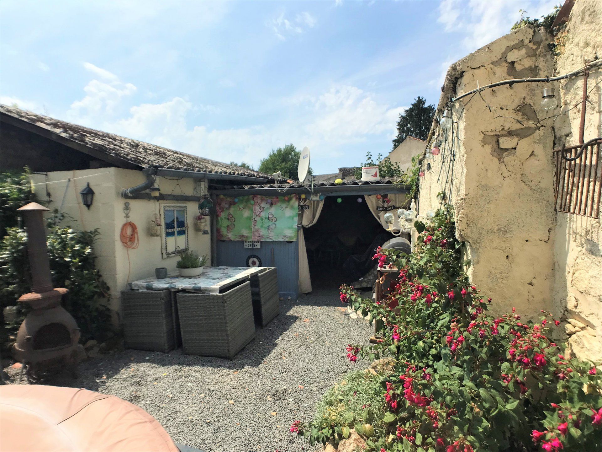 casa en Le Dorat, Nouvelle-Aquitaine 10900471