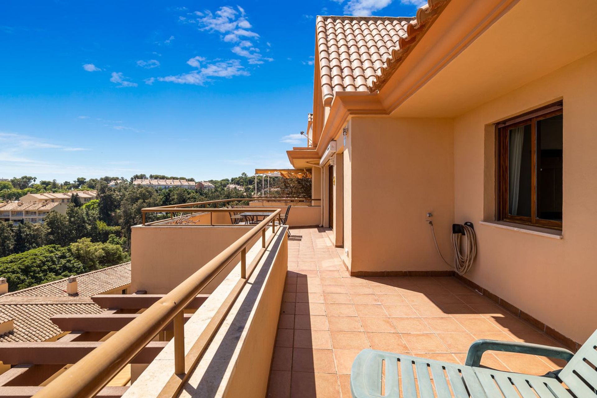 Condominio nel Benalmádena, Andalusia 10900546