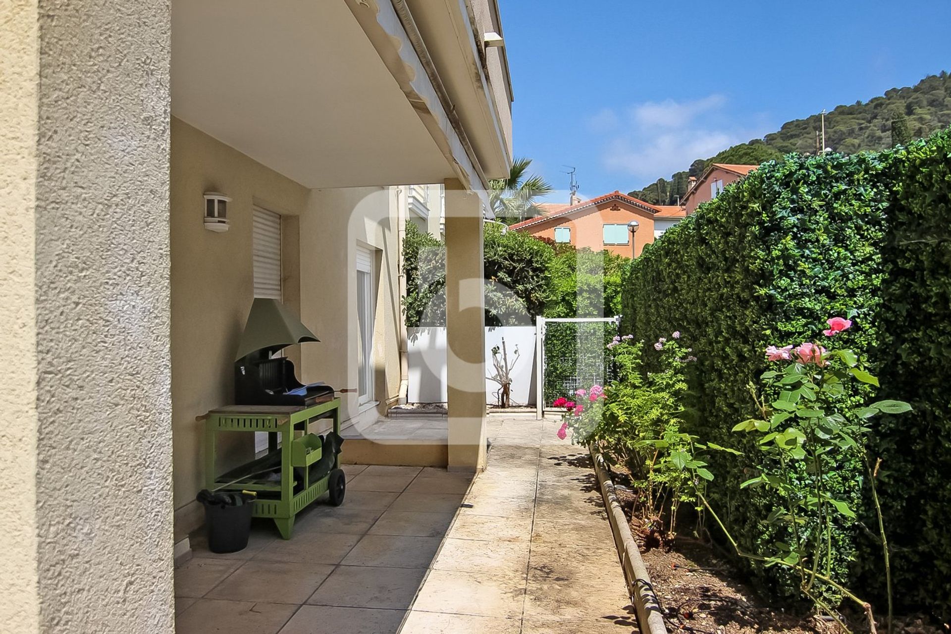 Condominium in Villefranche-sur-Mer, Provence-Alpes-Cote d'Azur 10901663