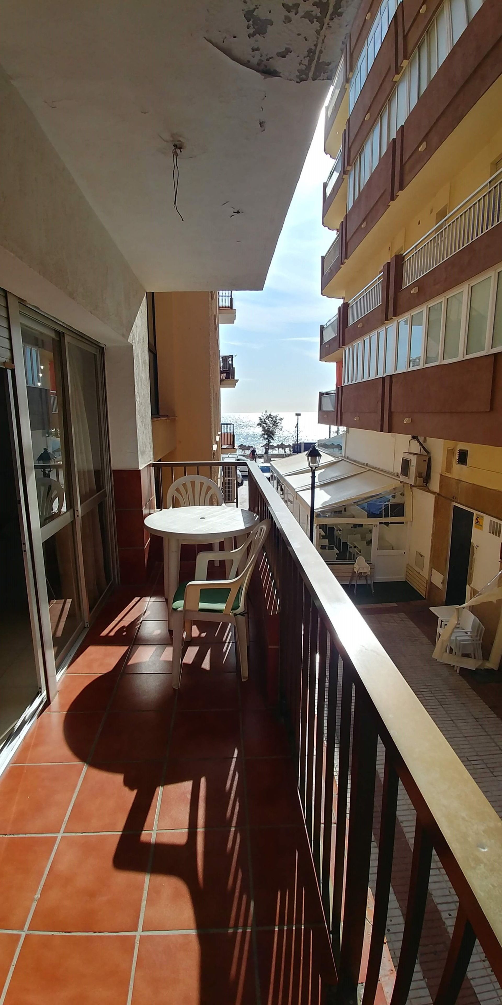 Condominium dans Fuengirola, Andalucía 10902804