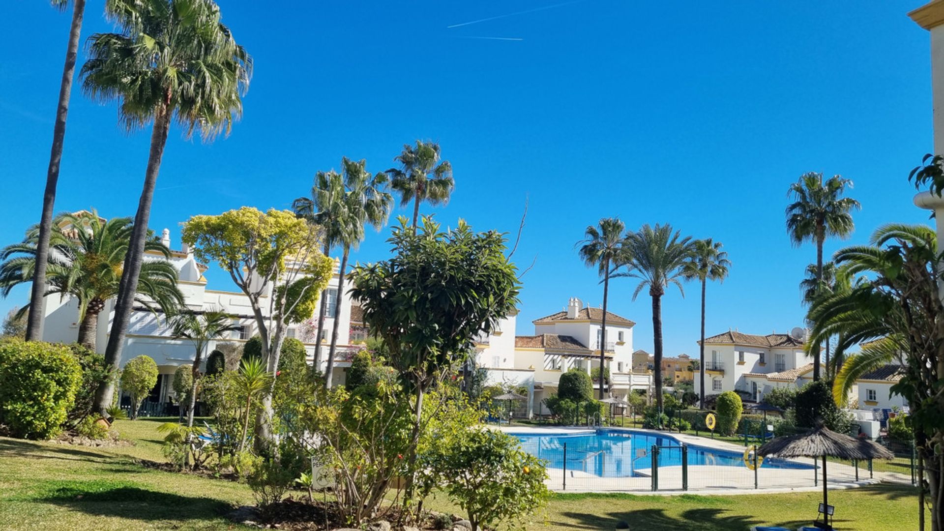 Condominio en San Pedro Alcántara, Andalucía 10902814