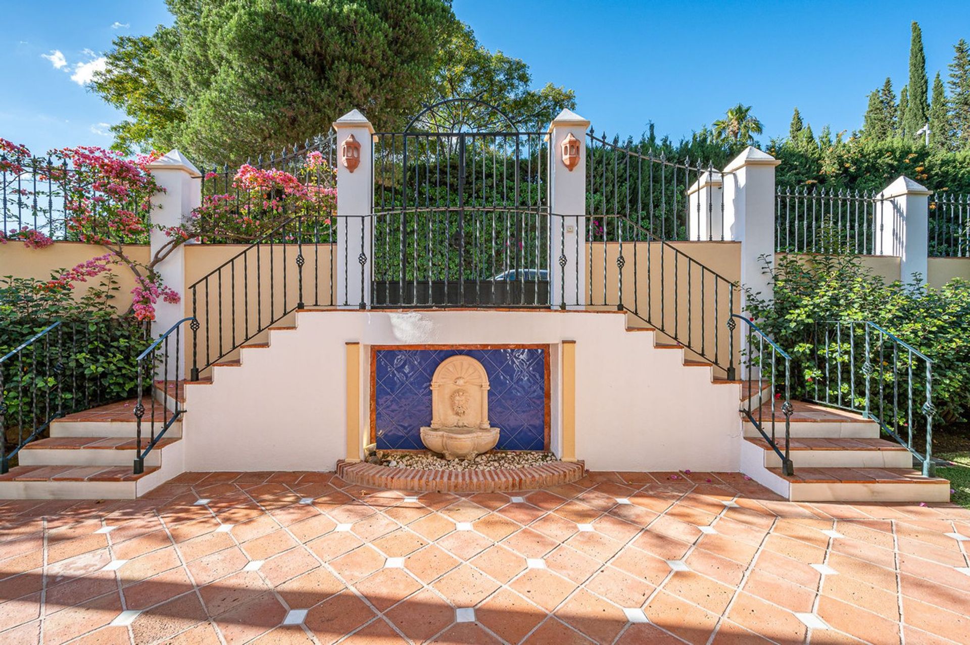 rumah dalam Marbella, Andalucía 10902879