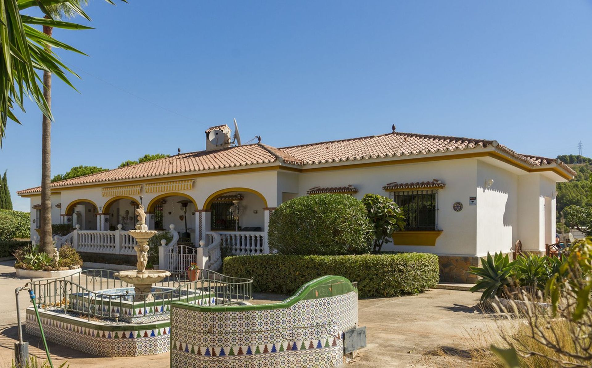 casa en Alhaurín de la Torre, Andalusia 10902882