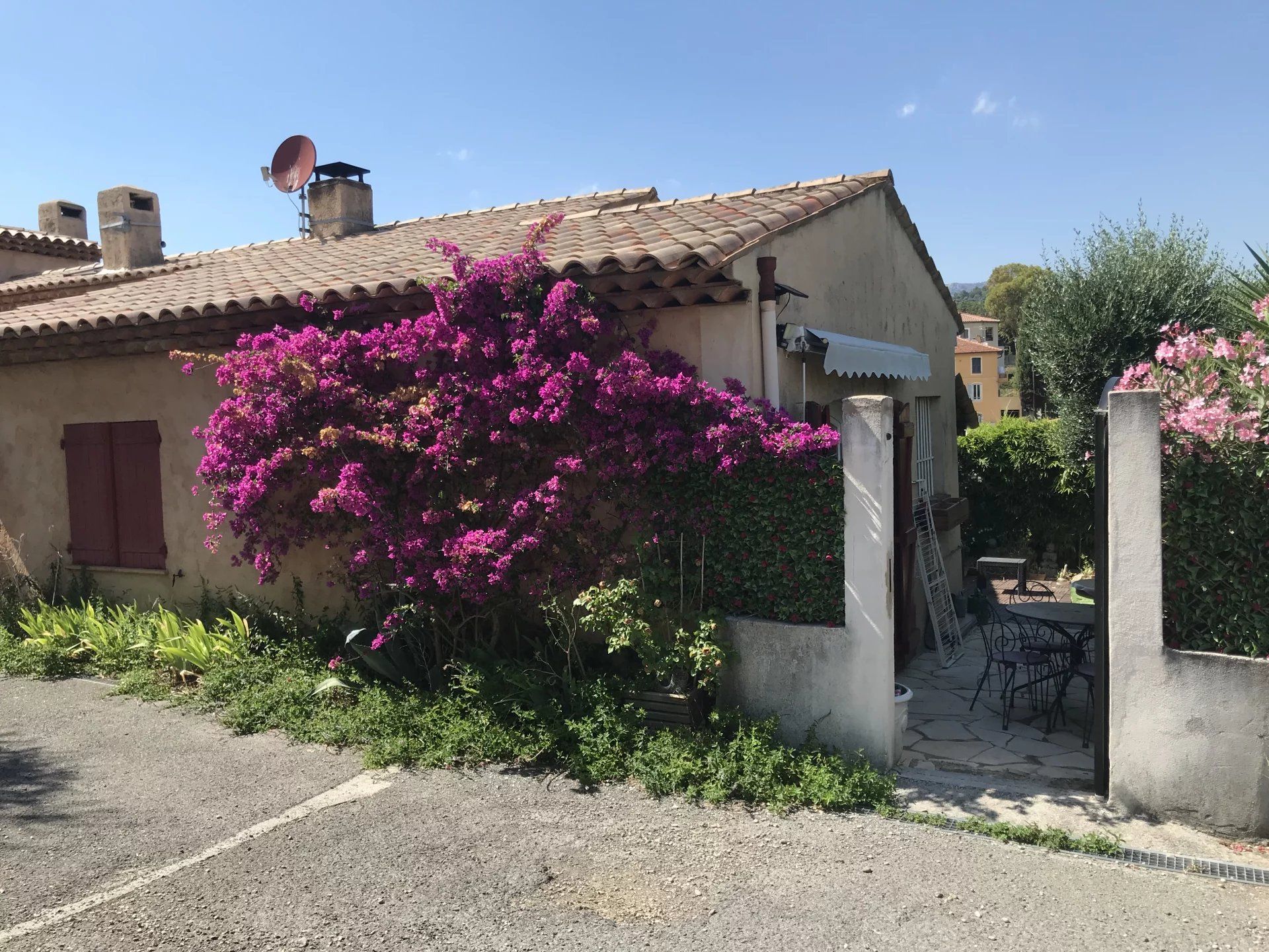 Інший в Le Bosquet, Provence-Alpes-Cote d'Azur 10902928