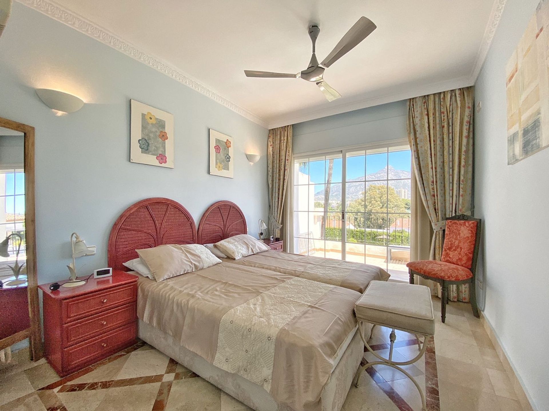 Condominio en Marbella, Andalucía 10902948