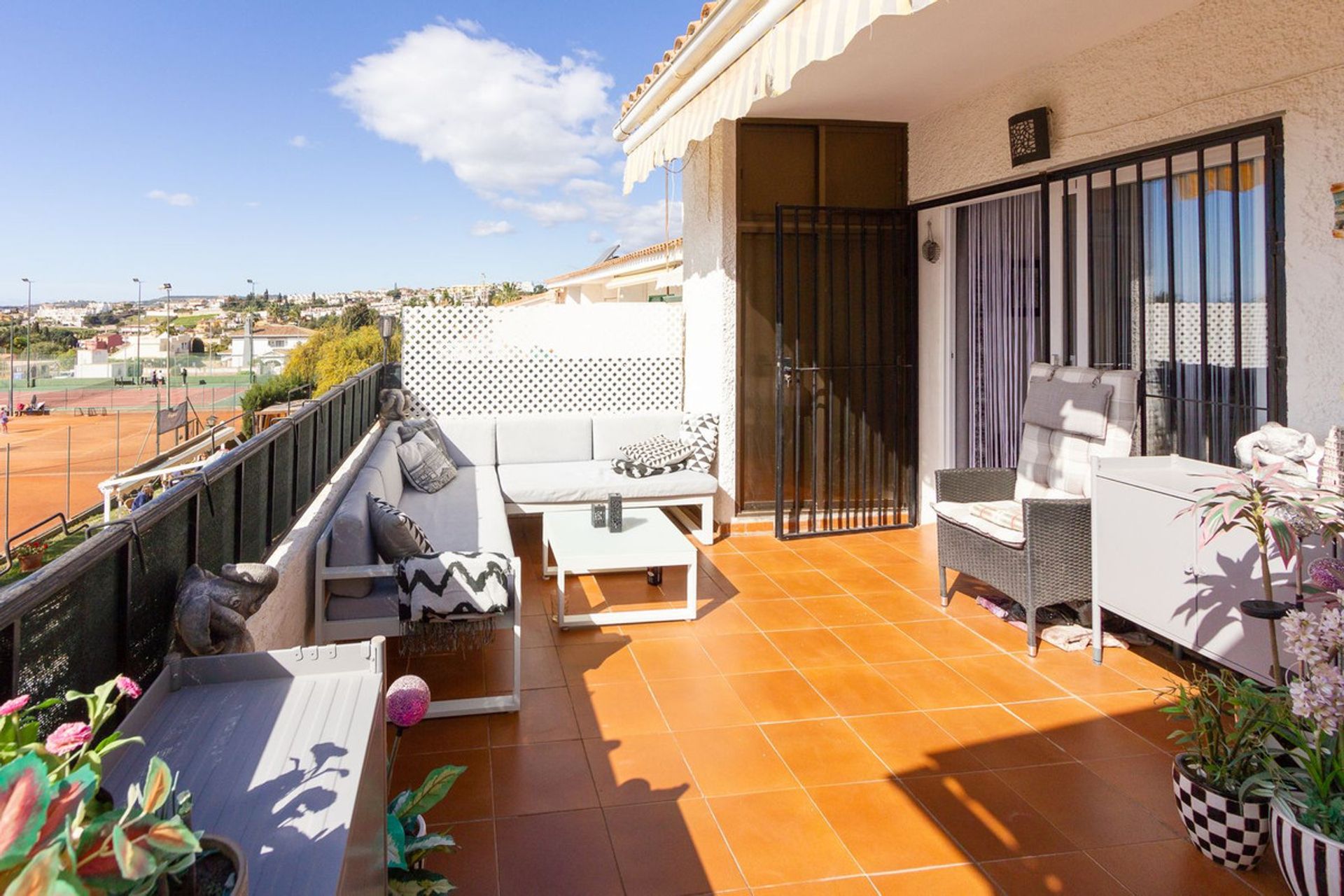 Condominium in Mijas, Andalucía 10903010