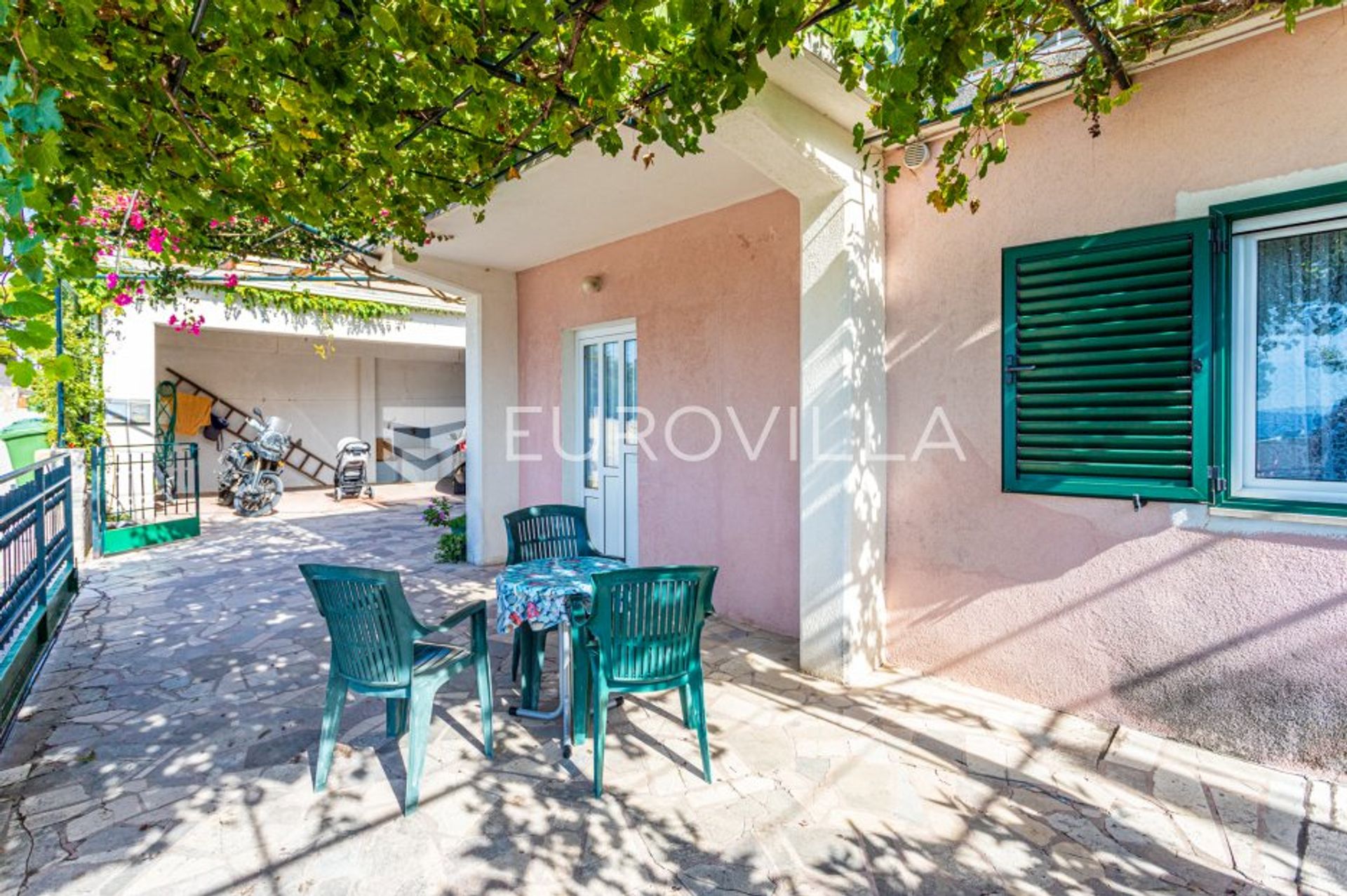 Condominium in Makarska, Splitsko-Dalmatinska Zupanija 10905140