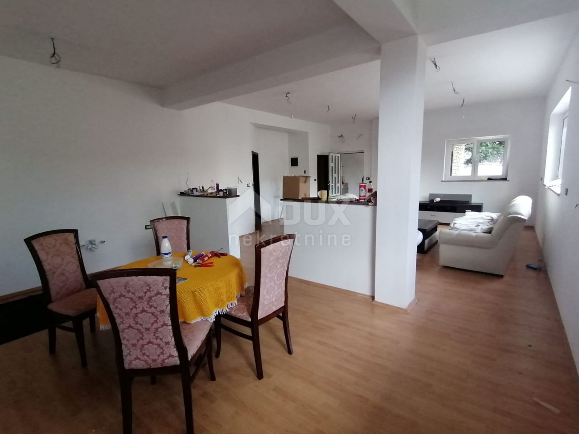 Condominio en Pula, Istarska županija 10905224