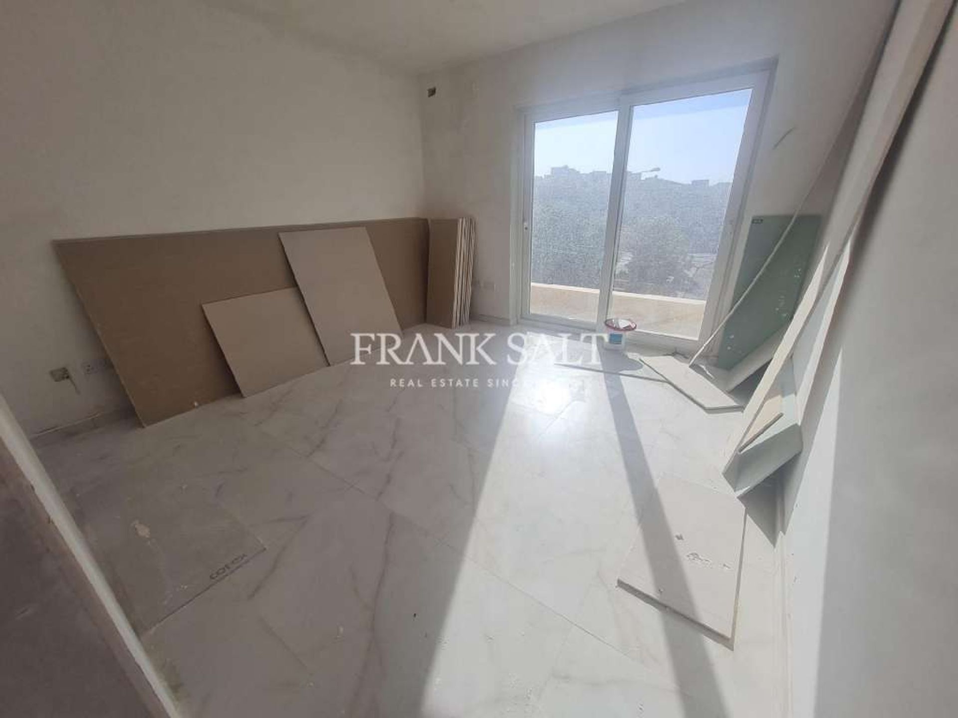 Condominium in Maghtab, Naxxar 10906032