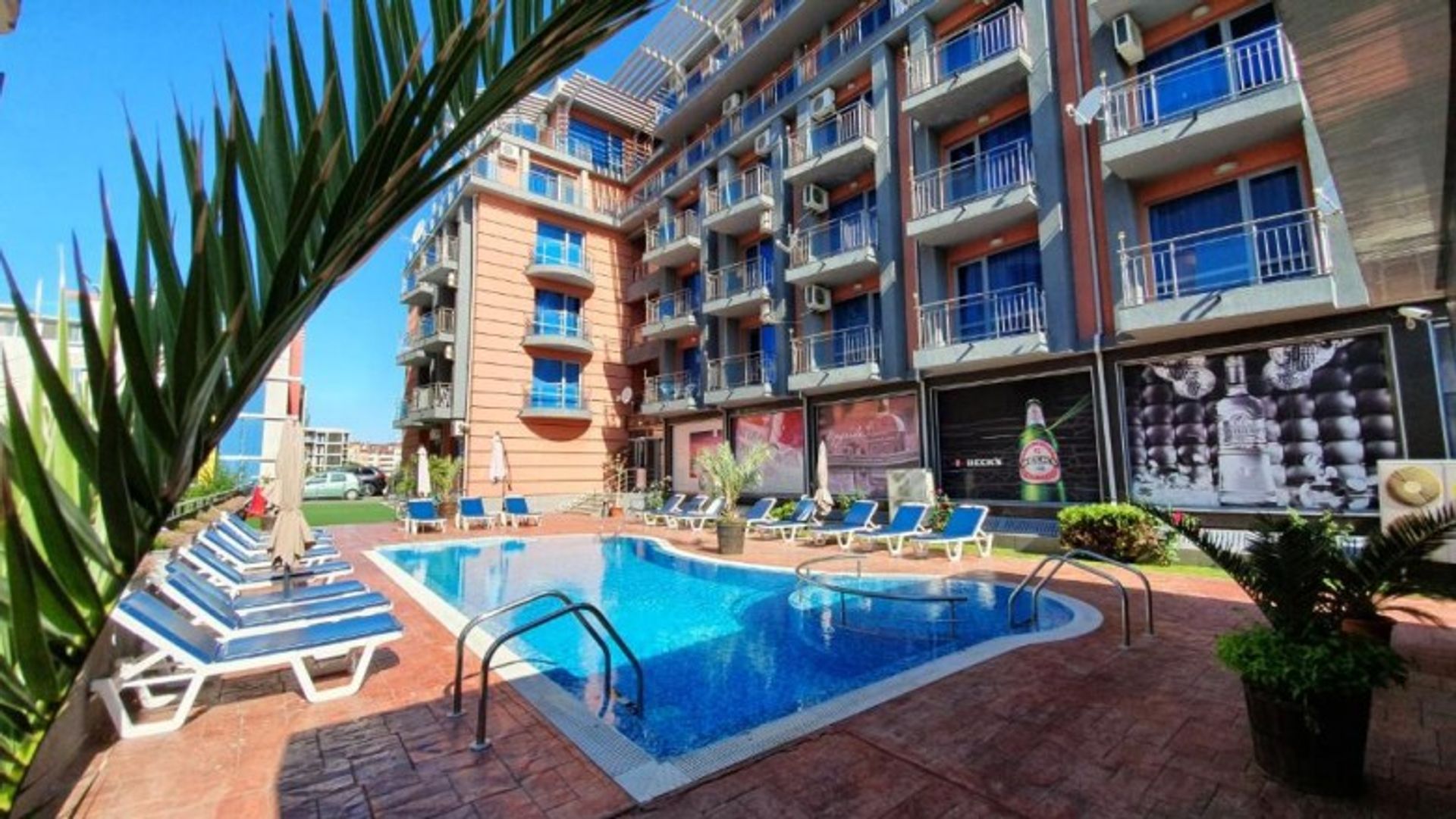 Condominium in Nesebar, Burgas 10906689