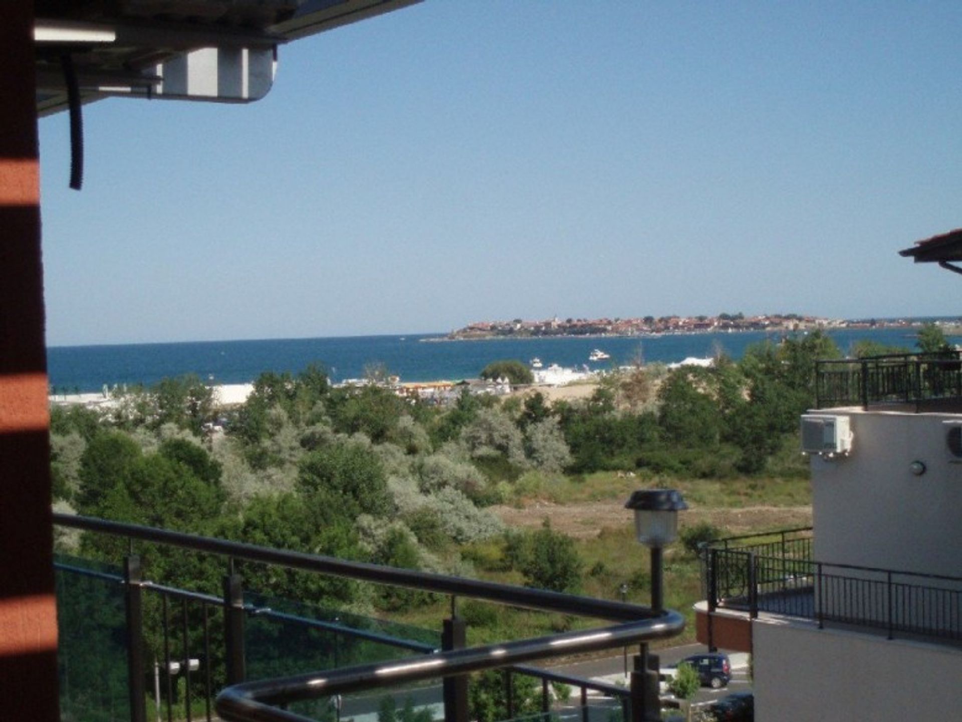 Condominium in Nesebar, Burgas 10906689