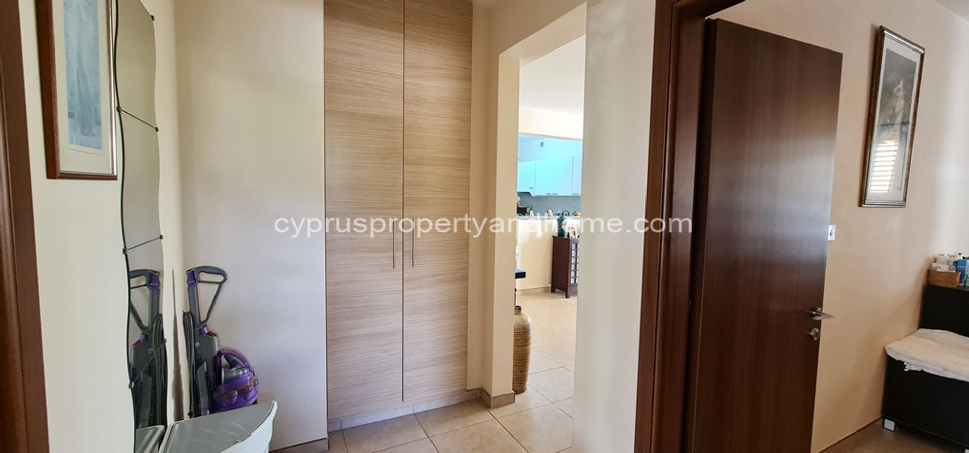 Condominium in Peyia, Paphos 10906736