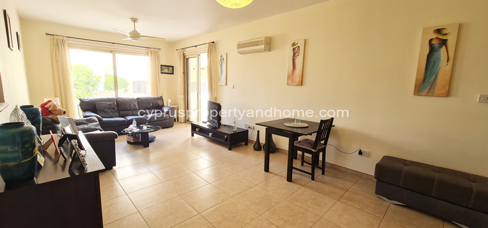 Condominium in Peyia, Paphos 10906736