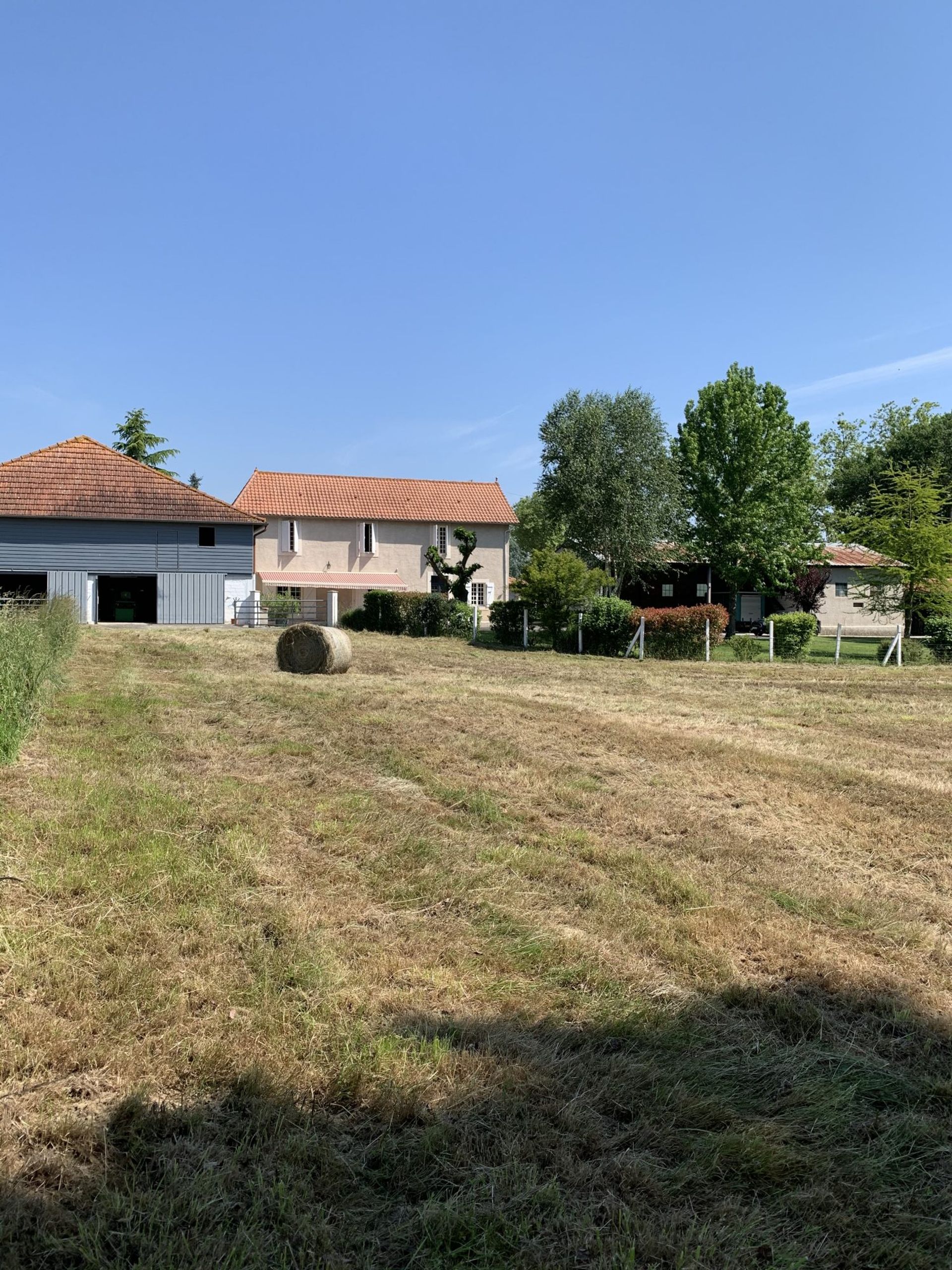 Industrial en Miélan, Occitanie 10906852