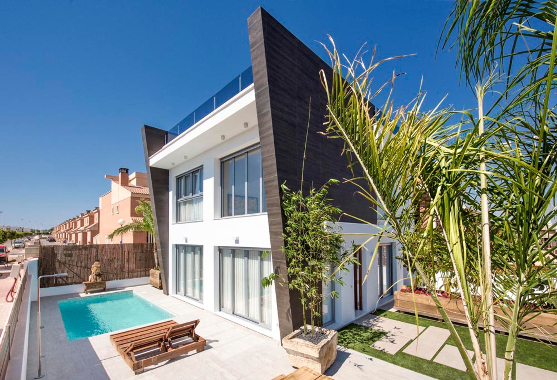 House in Santa Pola, Comunidad Valenciana 10907016