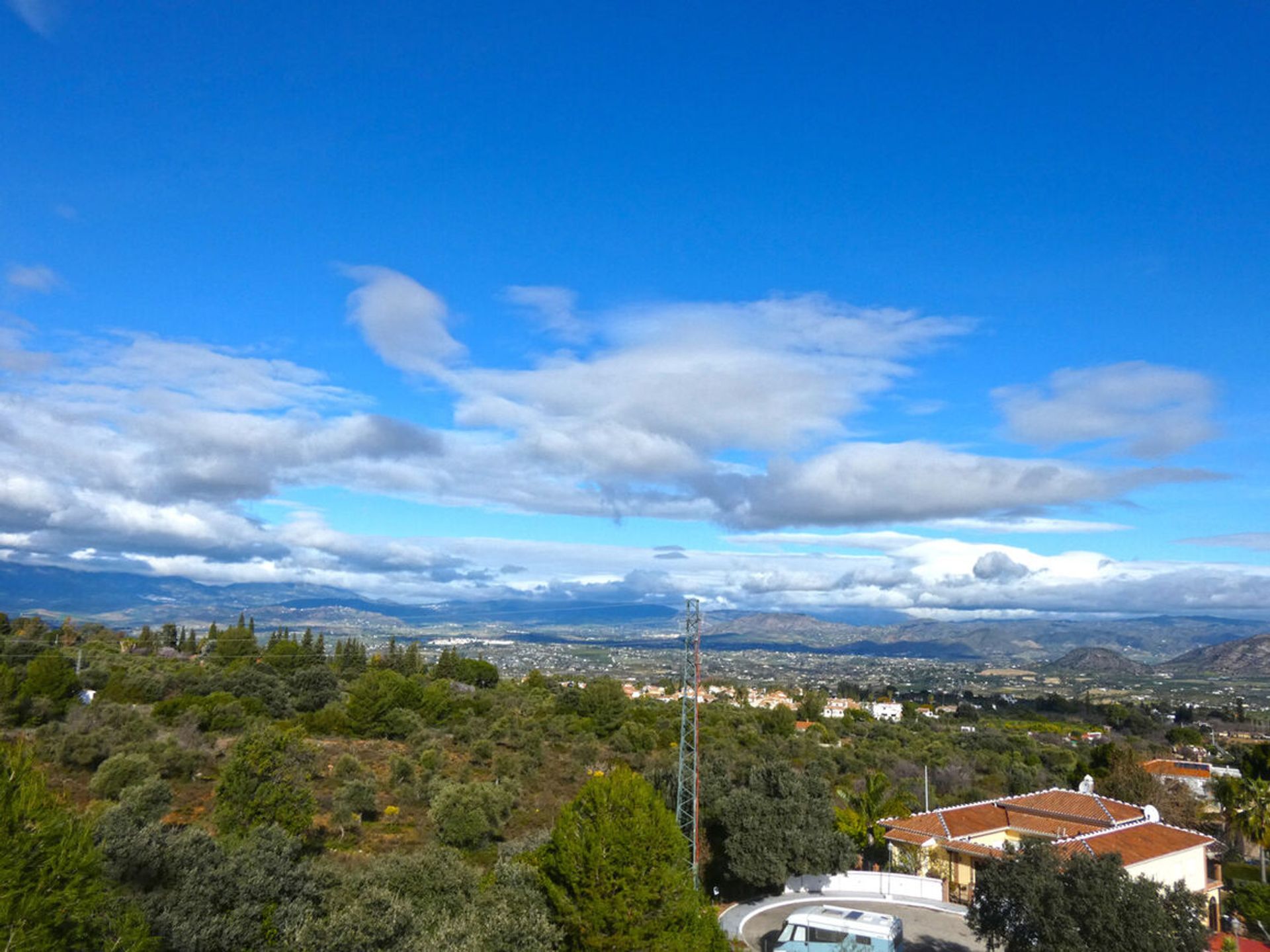 房子 在 Alhaurín el Grande, Andalucía 10907610