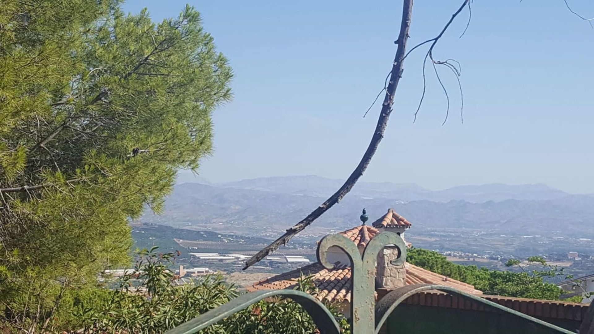 Land im Alhaurín de la Torre, Andalucía 10907704