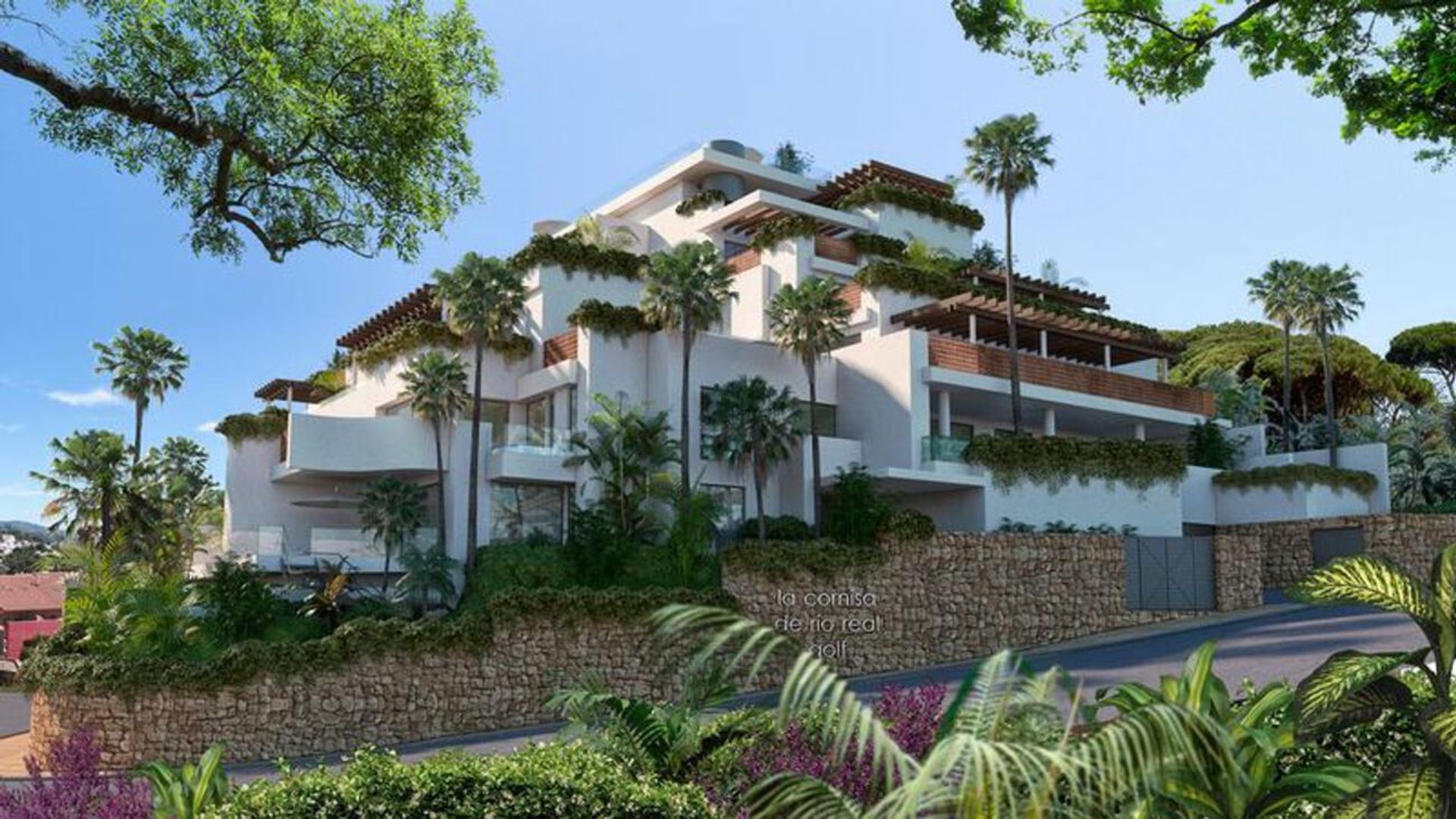 Condominium in Marbella, Andalucía 10908973