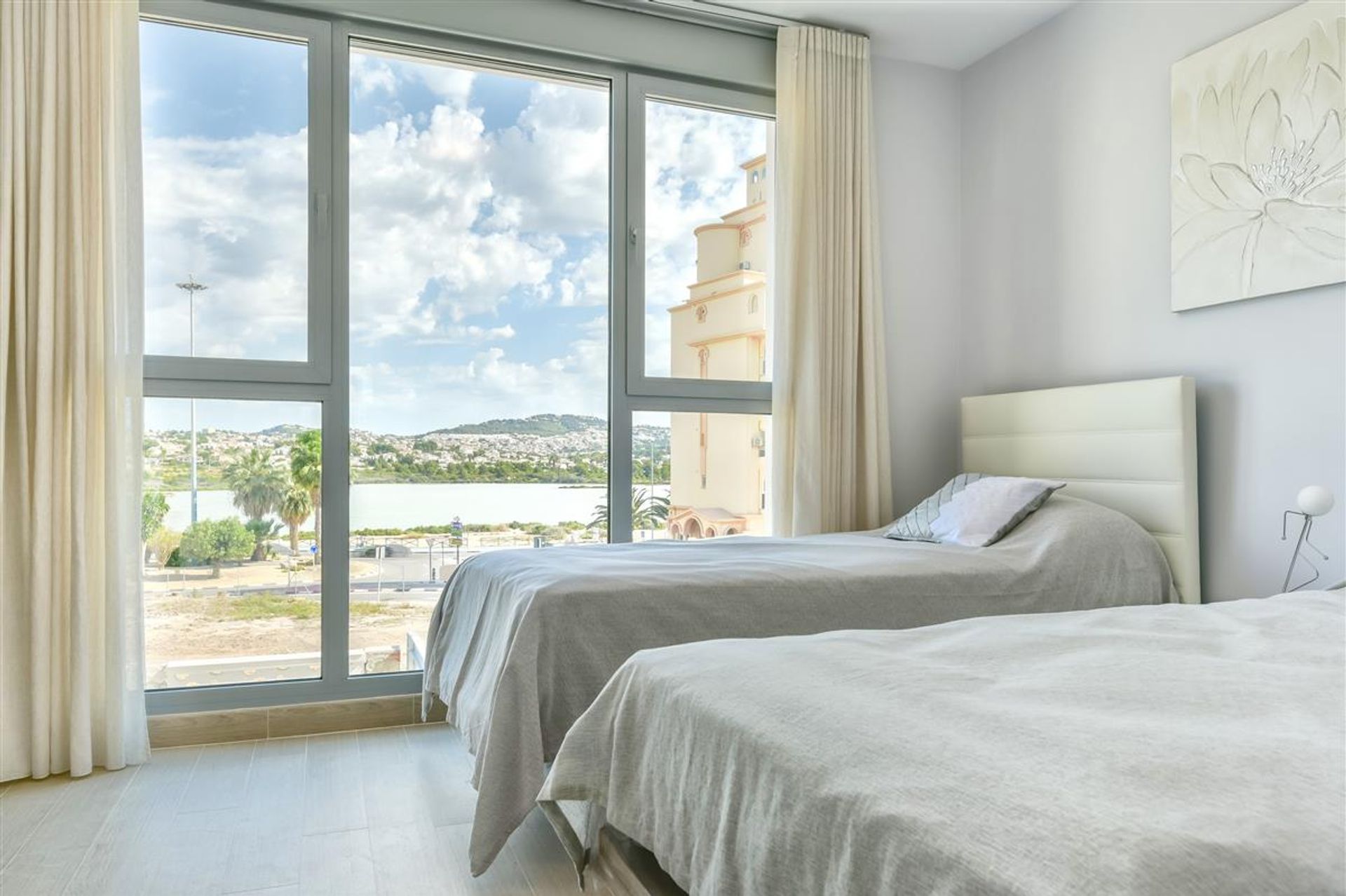 Condominium in Calpe, Comunidad Valenciana 10910544