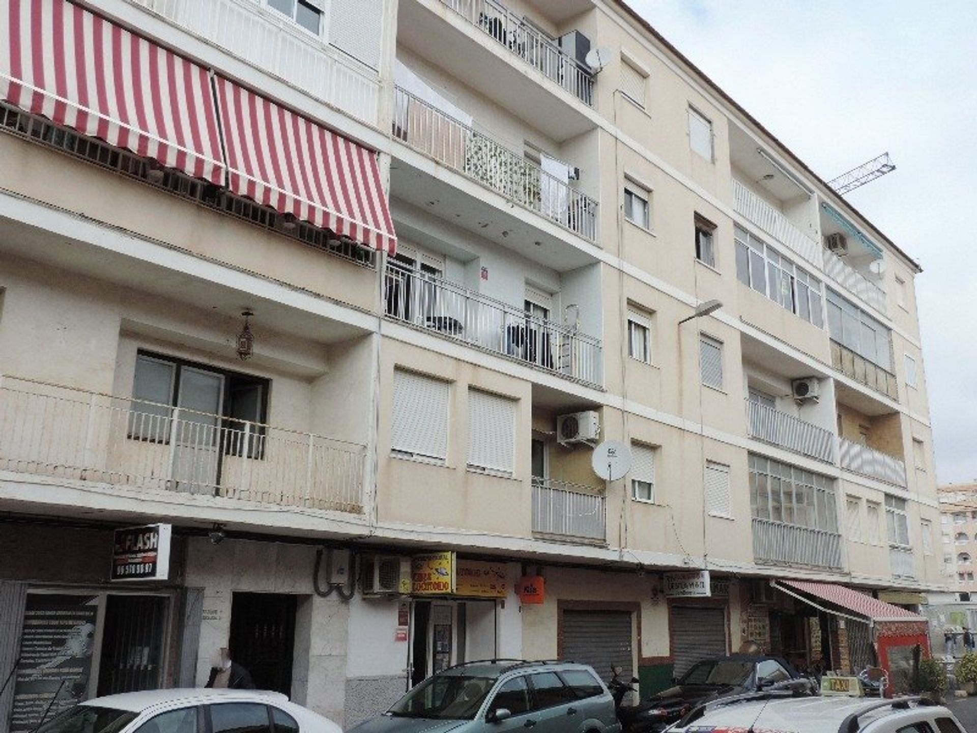 Condominium in Torremendo, Comunidad Valenciana 10911041