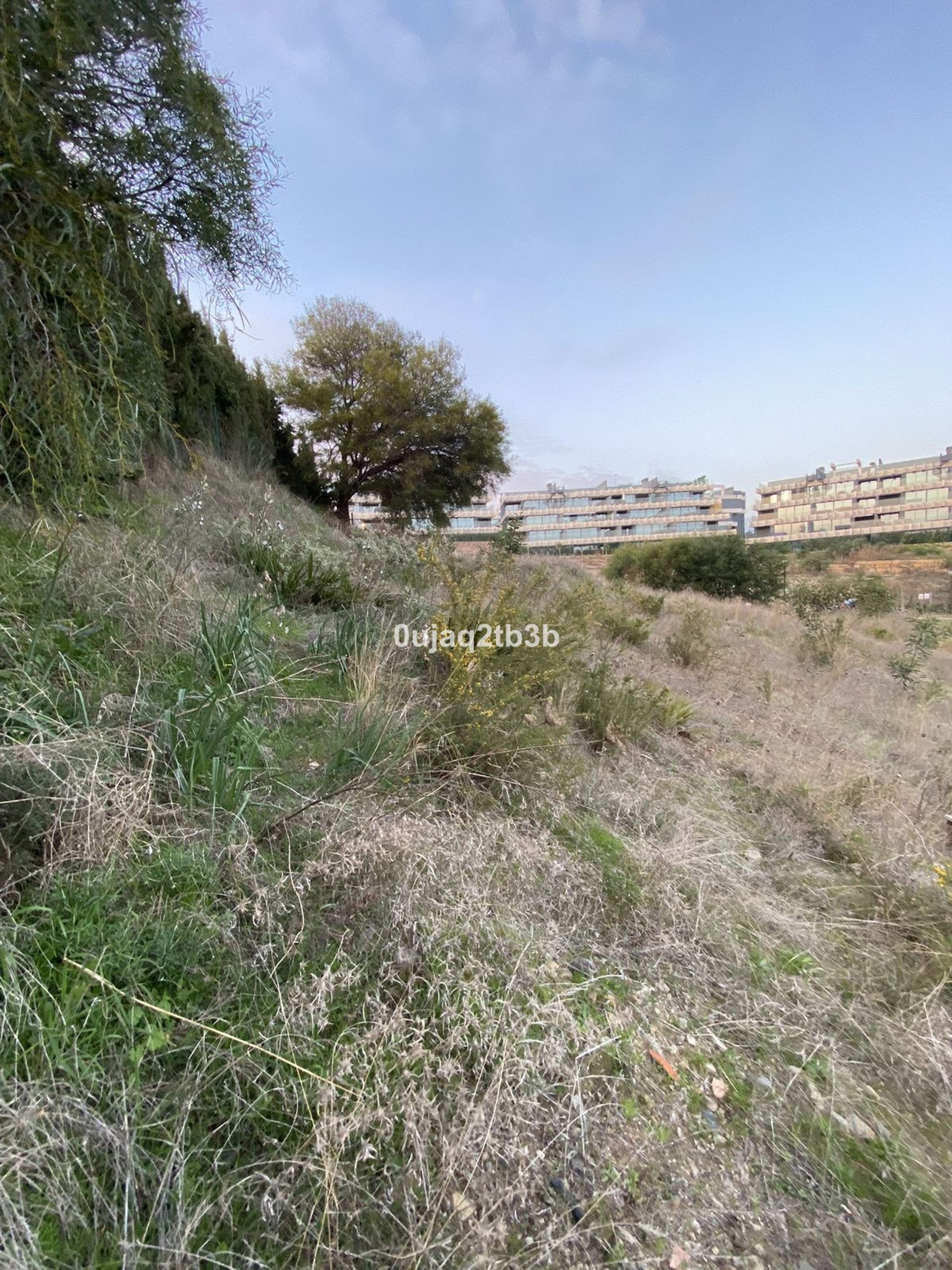 Land in Estepona, Andalucía 10911663