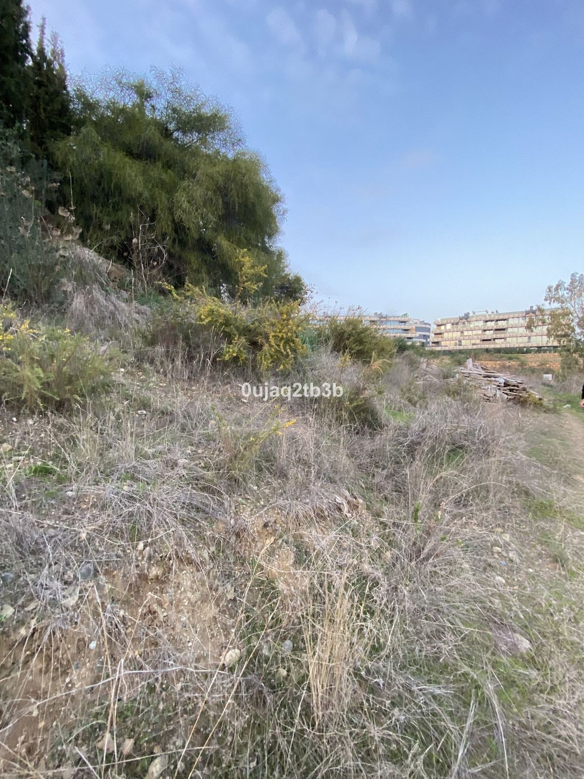 Land in Estepona, Andalucía 10911663