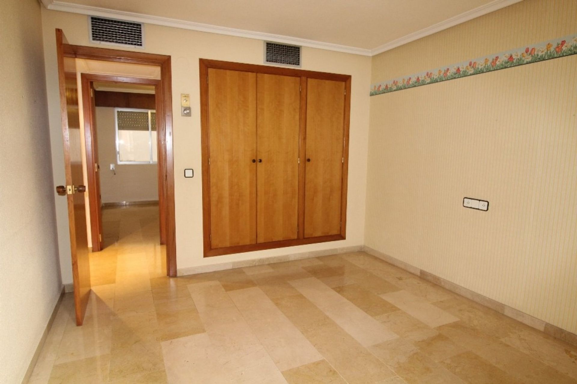 Condominio nel Alicante (Alacant), Comunidad Valenciana 10911775