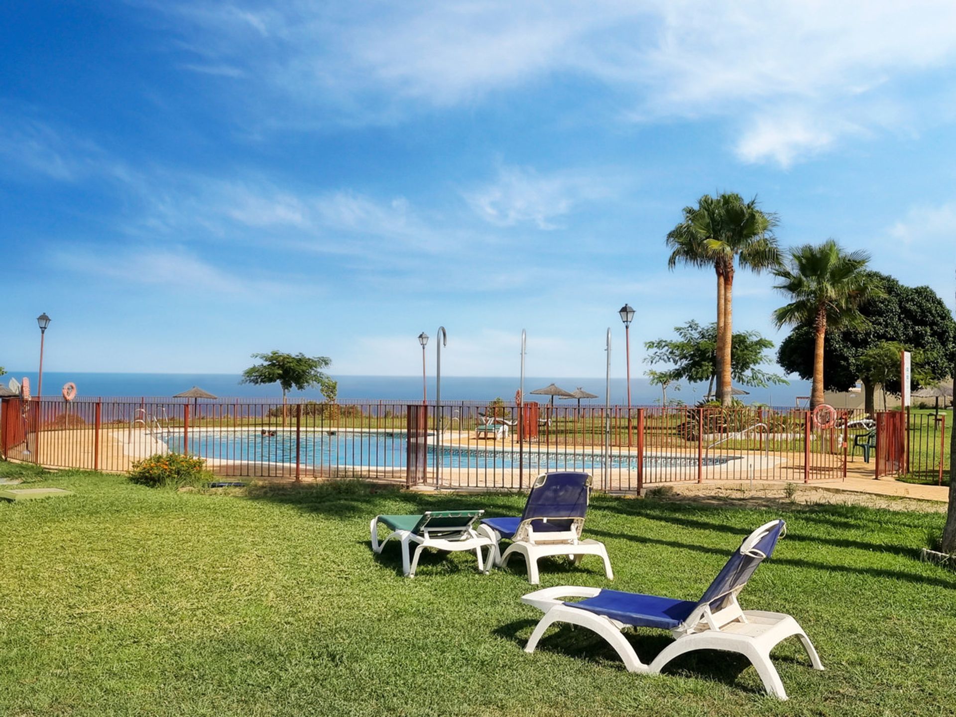 Condominium in Castillo de Sabinillas, Andalusië 10911817