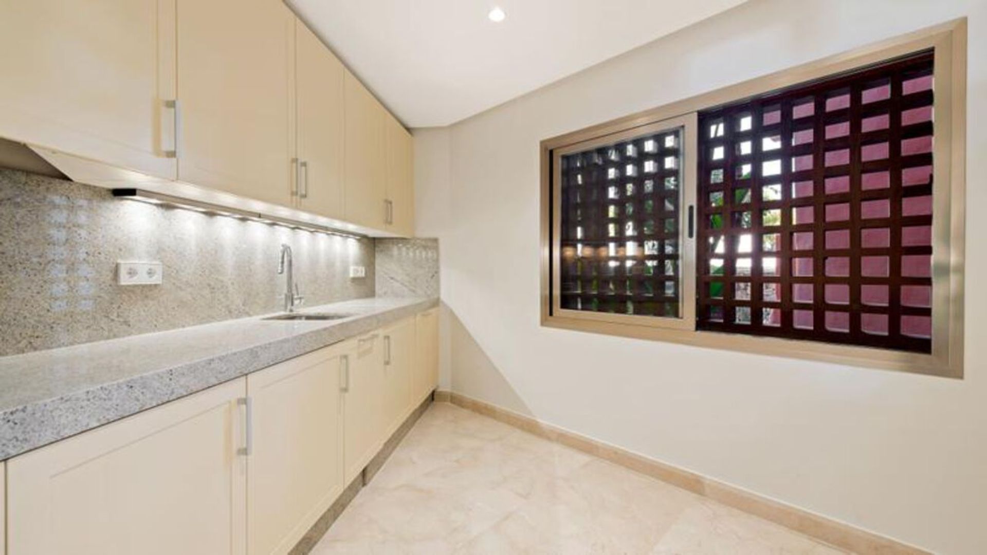 Condominium dans Marbella, Andalucía 10912990