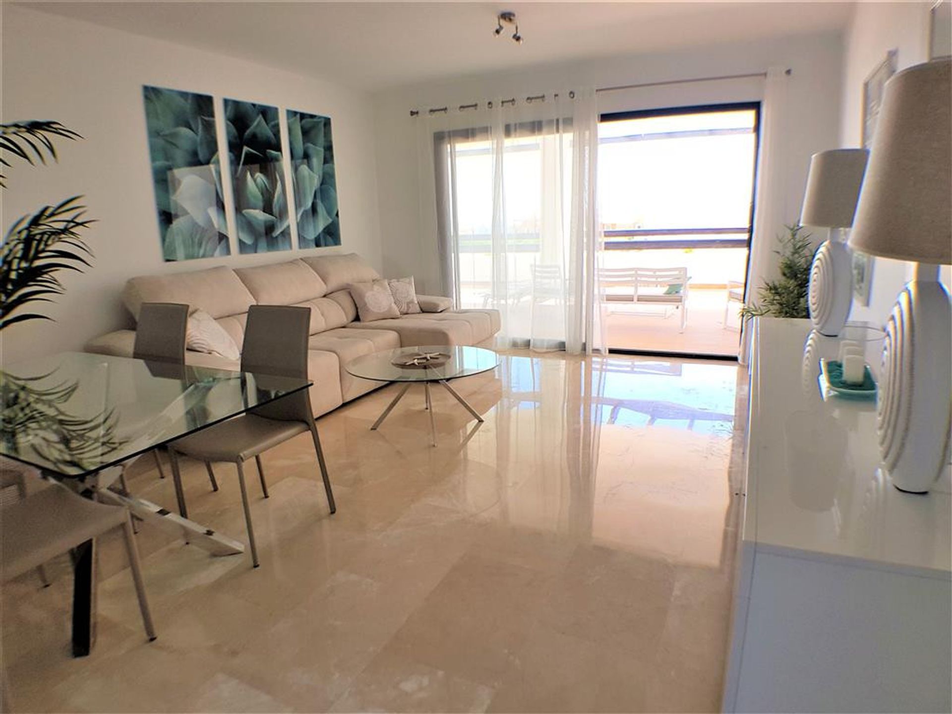 Condominium in San Luis de Sabinillas, Andalusië 10913347