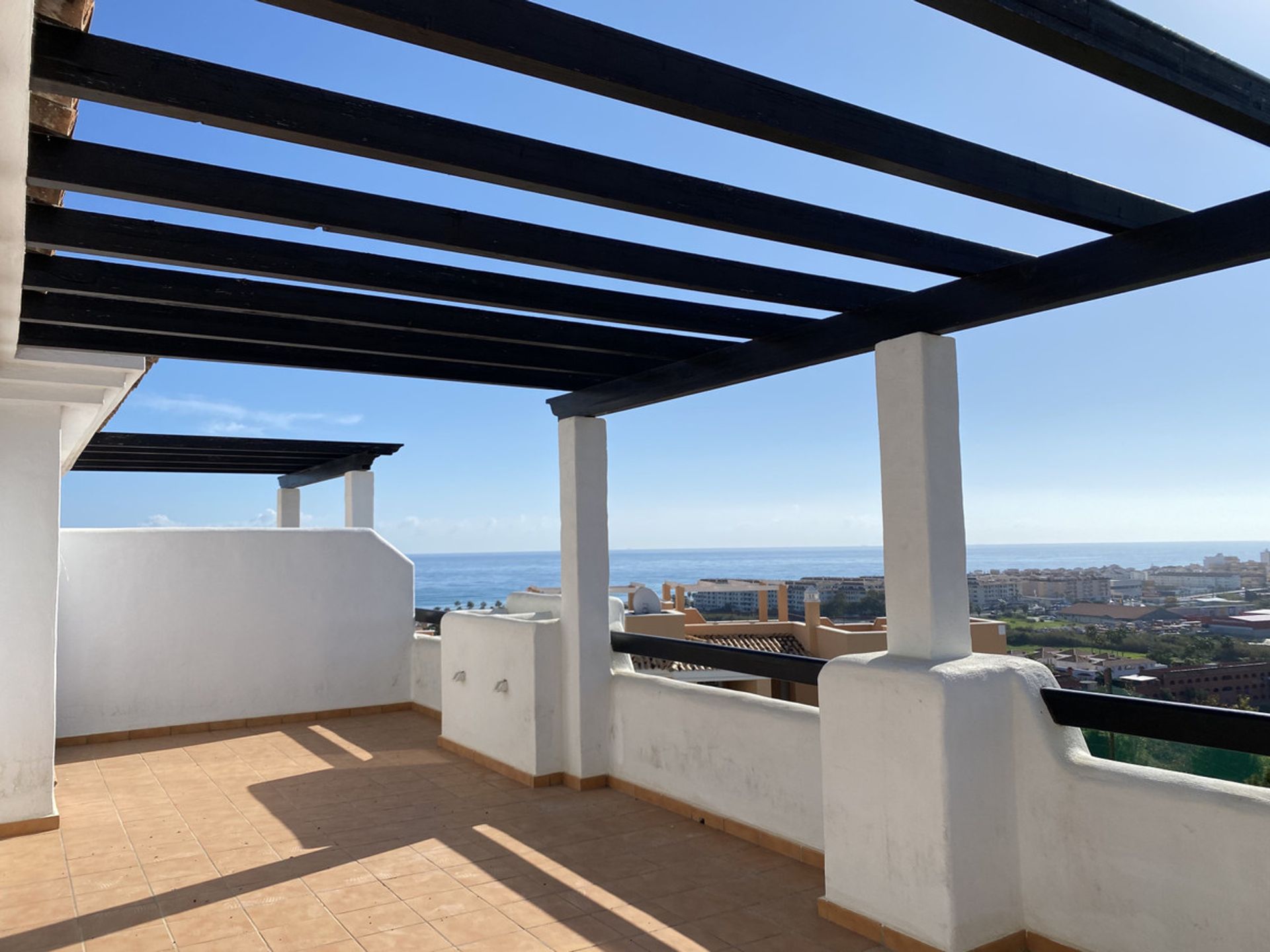 Condominium in San Luis de Sabinillas, Andalusië 10913347