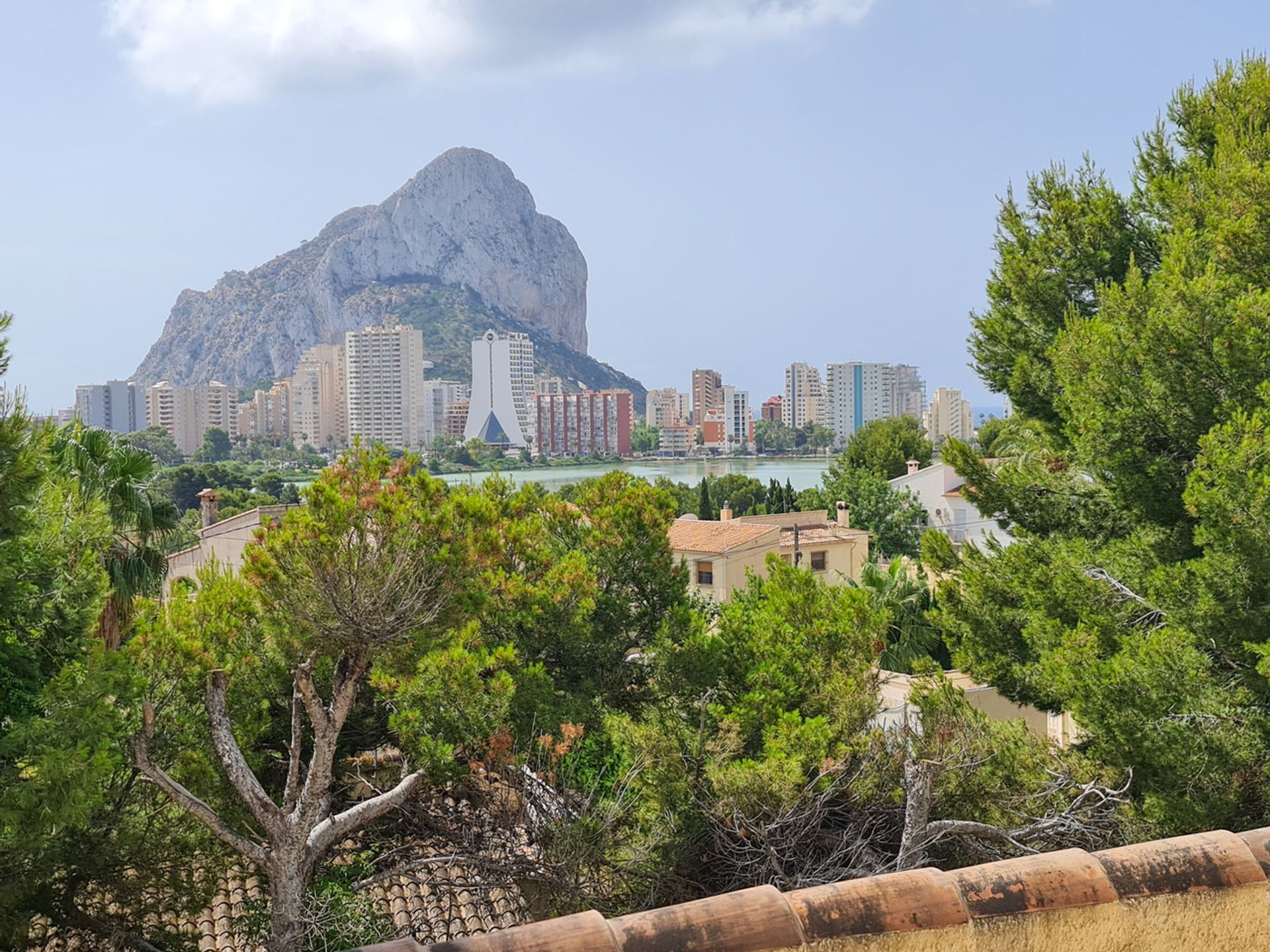 жилой дом в Calpe, Comunidad Valenciana 10913431