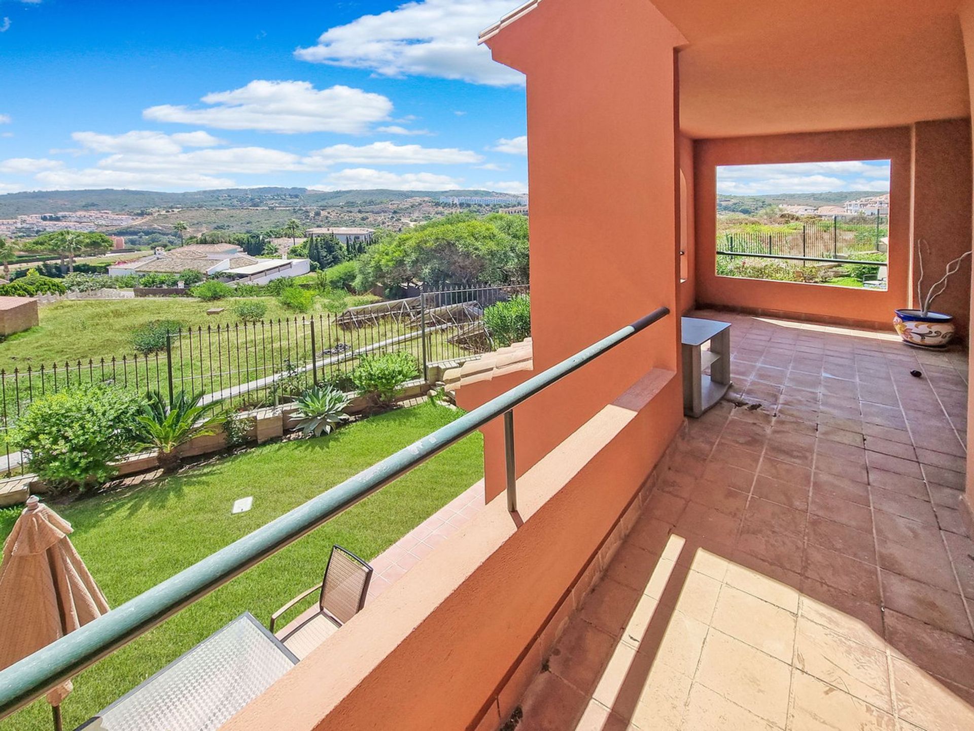 Condominium in Castillo de Sabinillas, Andalusië 10913449