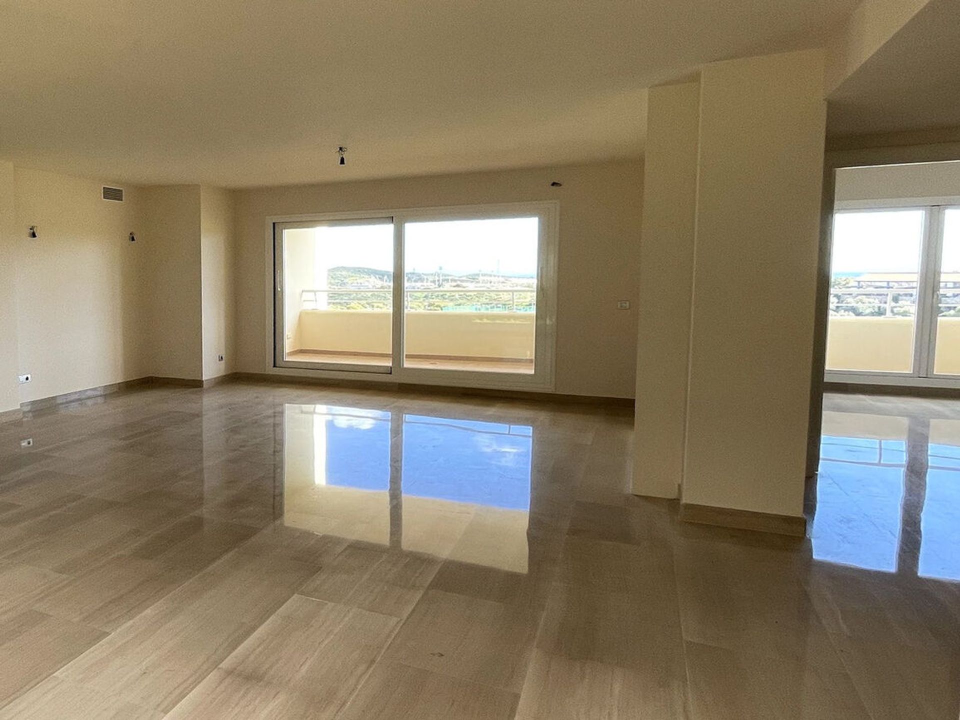 Condominio en Fuengirola, Andalucía 10913548