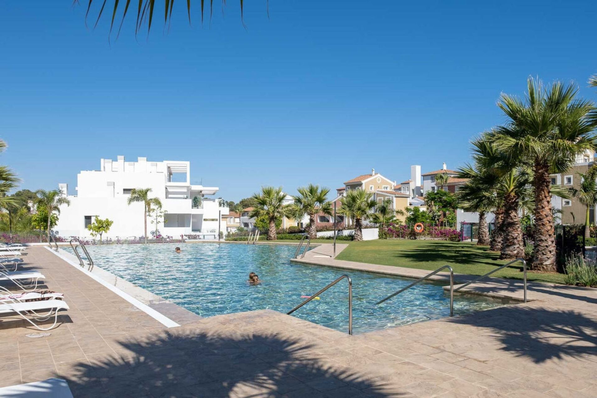 Condominio en Estepona, Andalucía 10913613