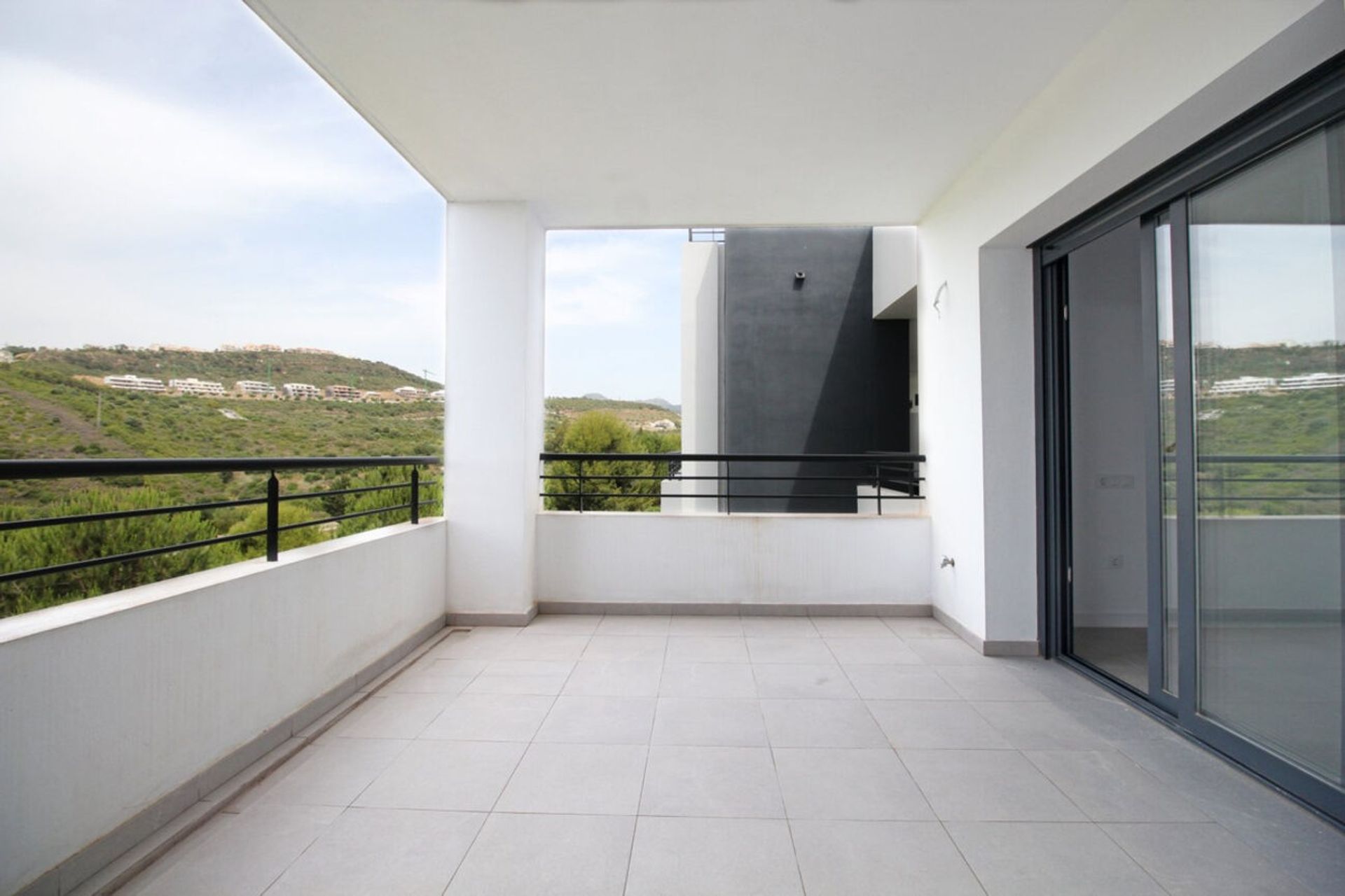 Condominium dans Casares, Andalucía 10913621